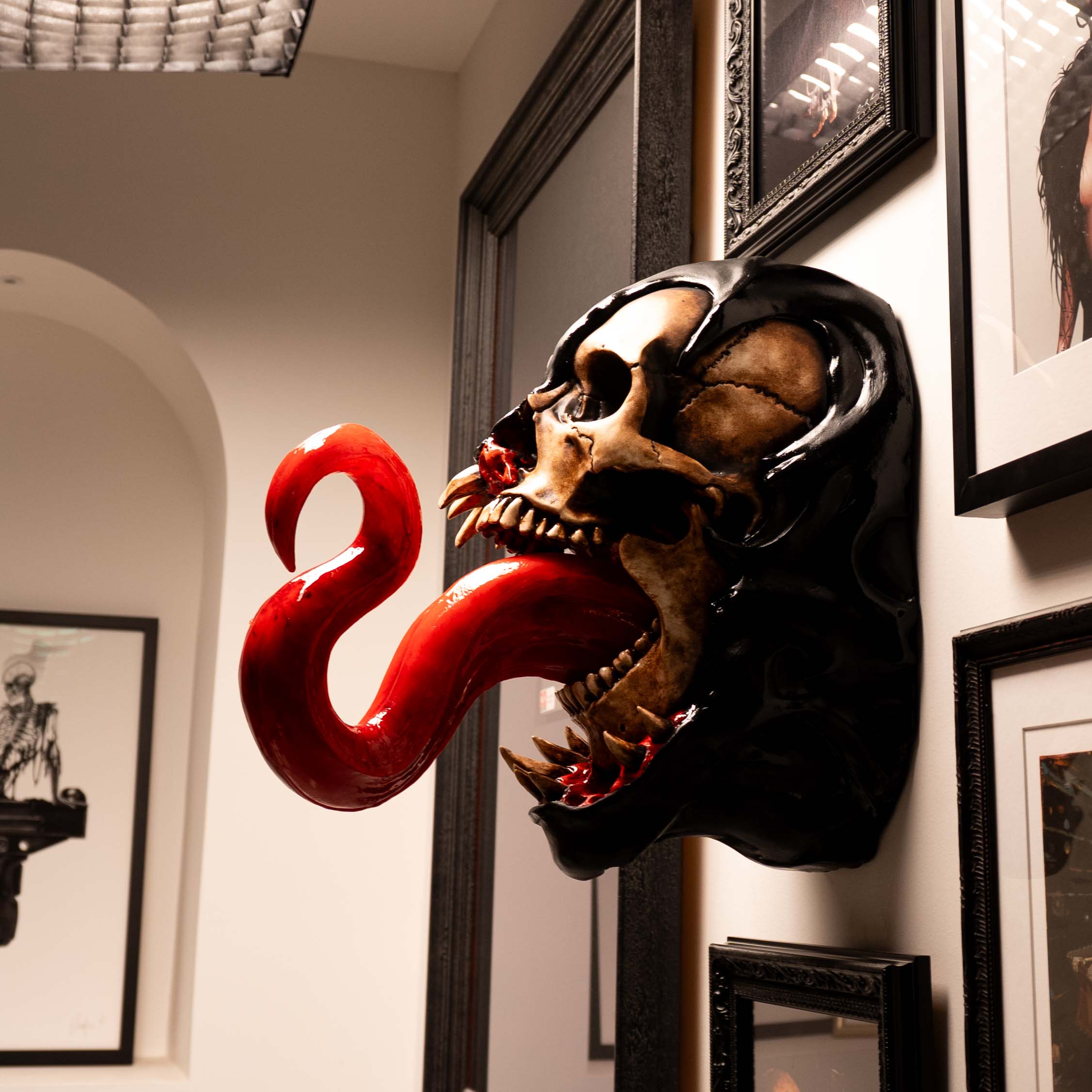 Symbiote - [SUPERSIZE] Wall mount – Jack of the Dust