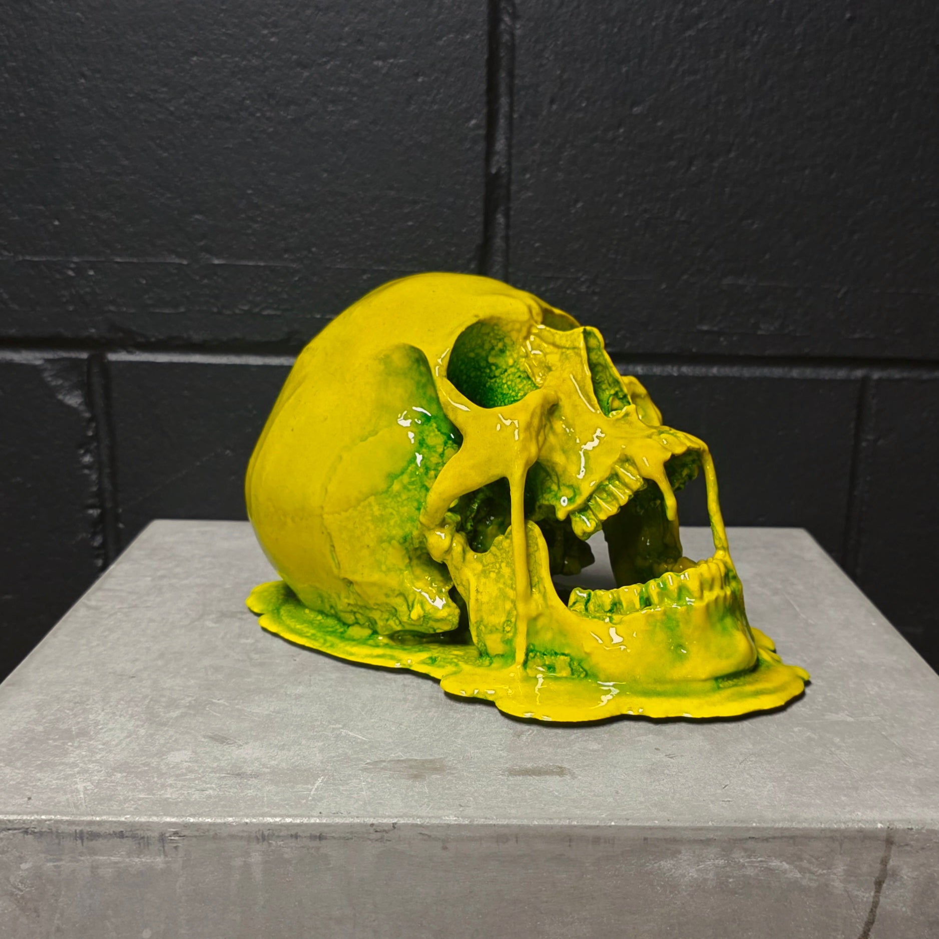 Melting Vat of Acid Skull [SCRATCH AND DENT] (1)