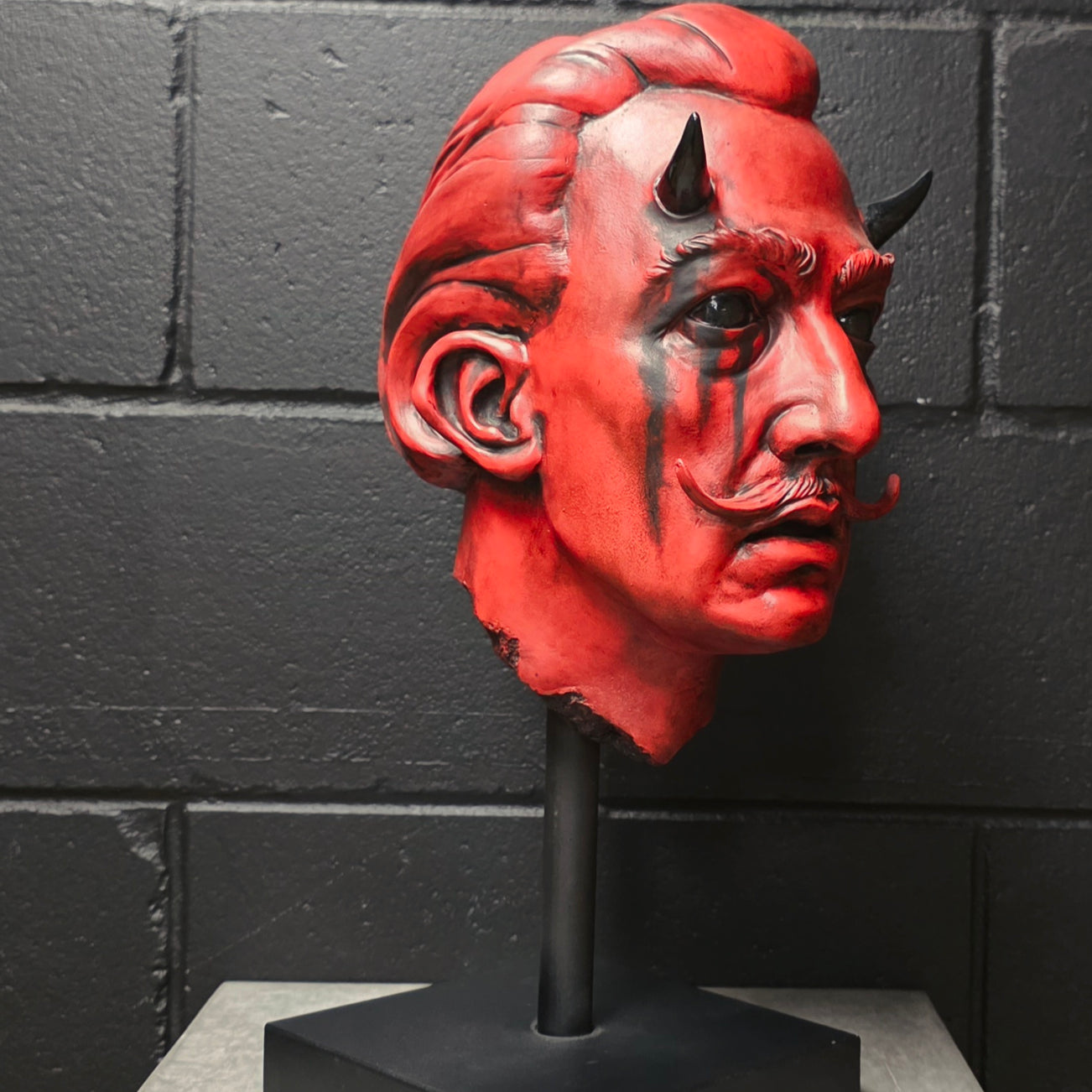 Salvador Dali - A Portrait of Madness [DISCONTINUED]