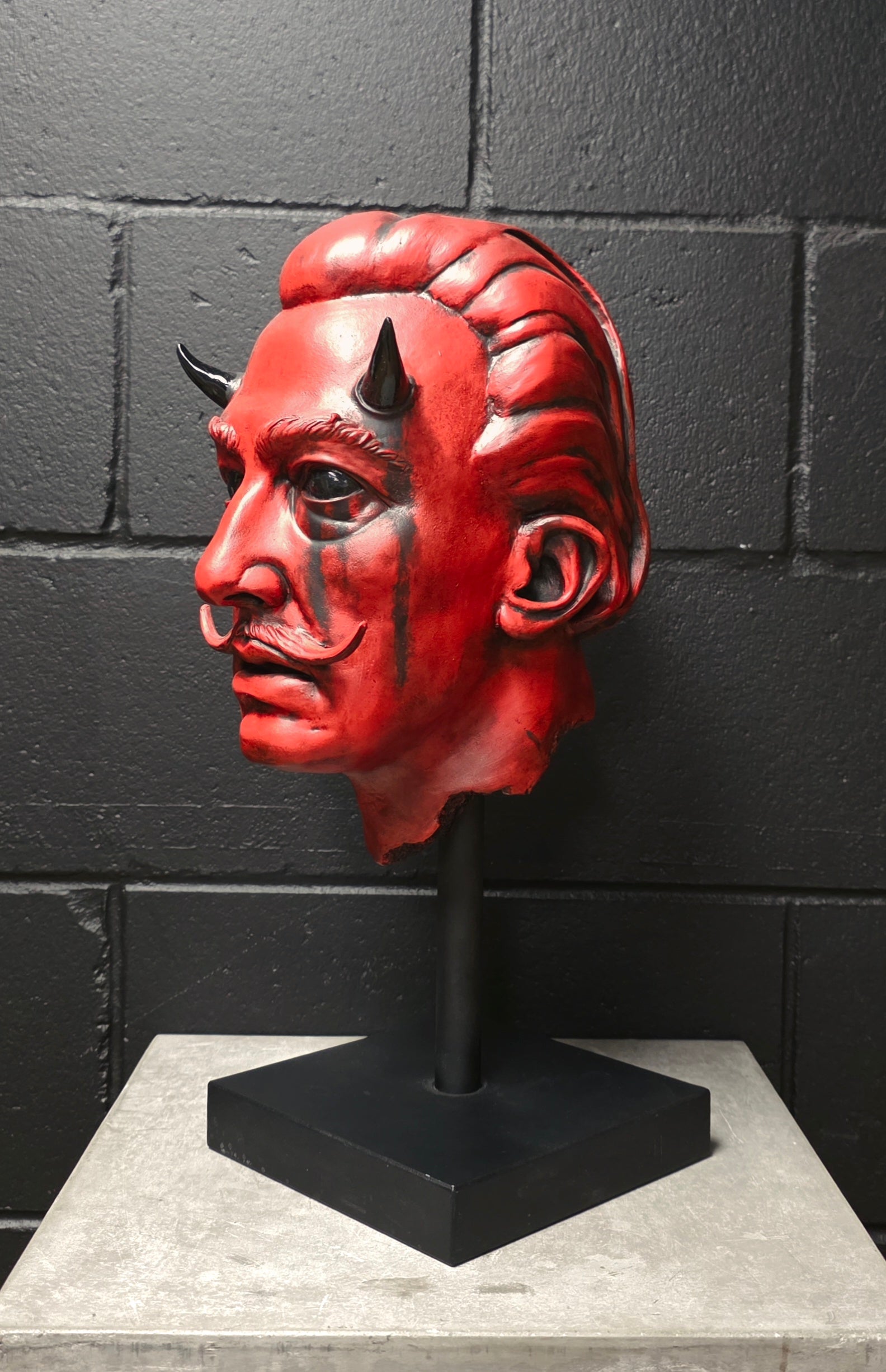 Salvador Dali - A Portrait of Madness [DISCONTINUED]