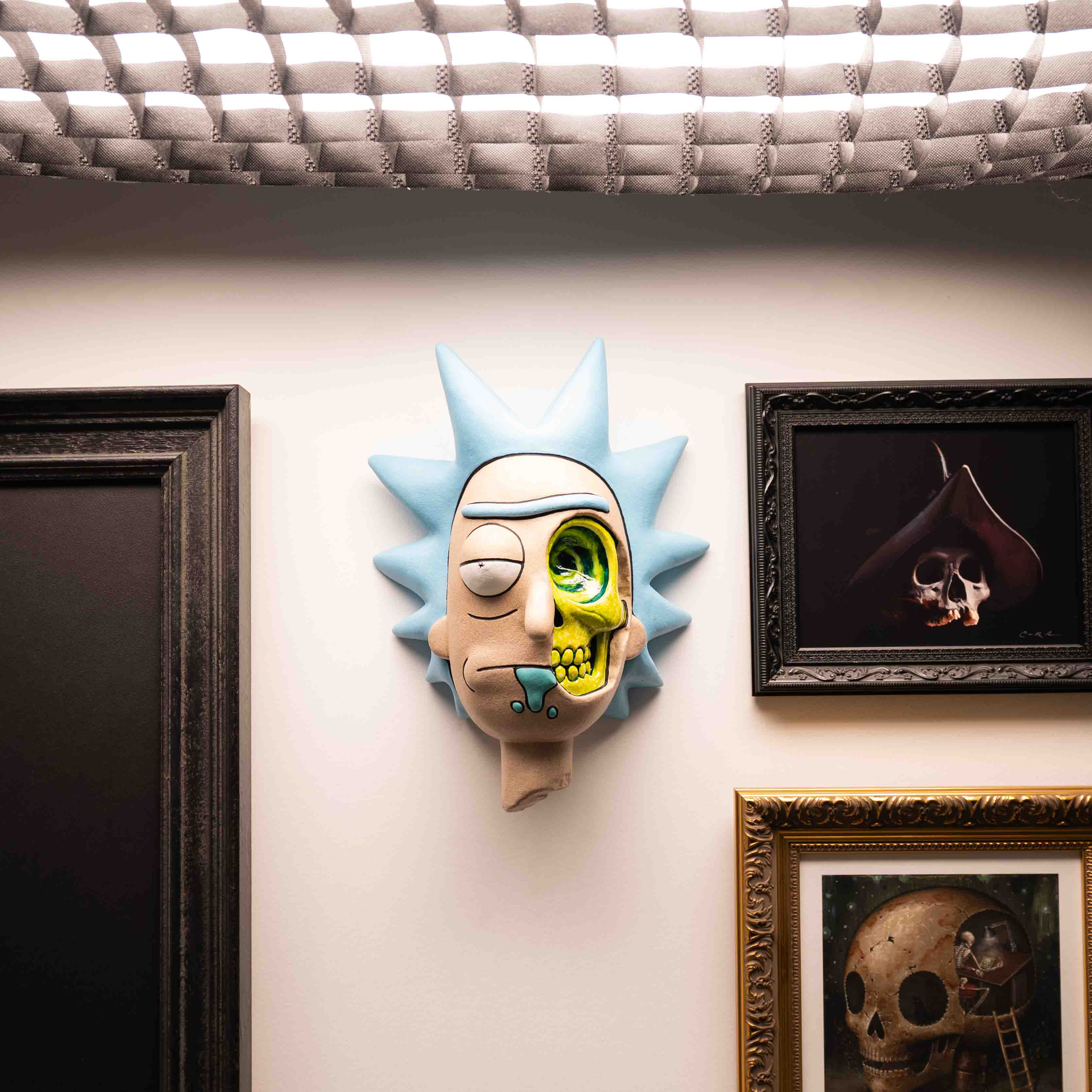 Rick C-137 - Portal Wall Mount