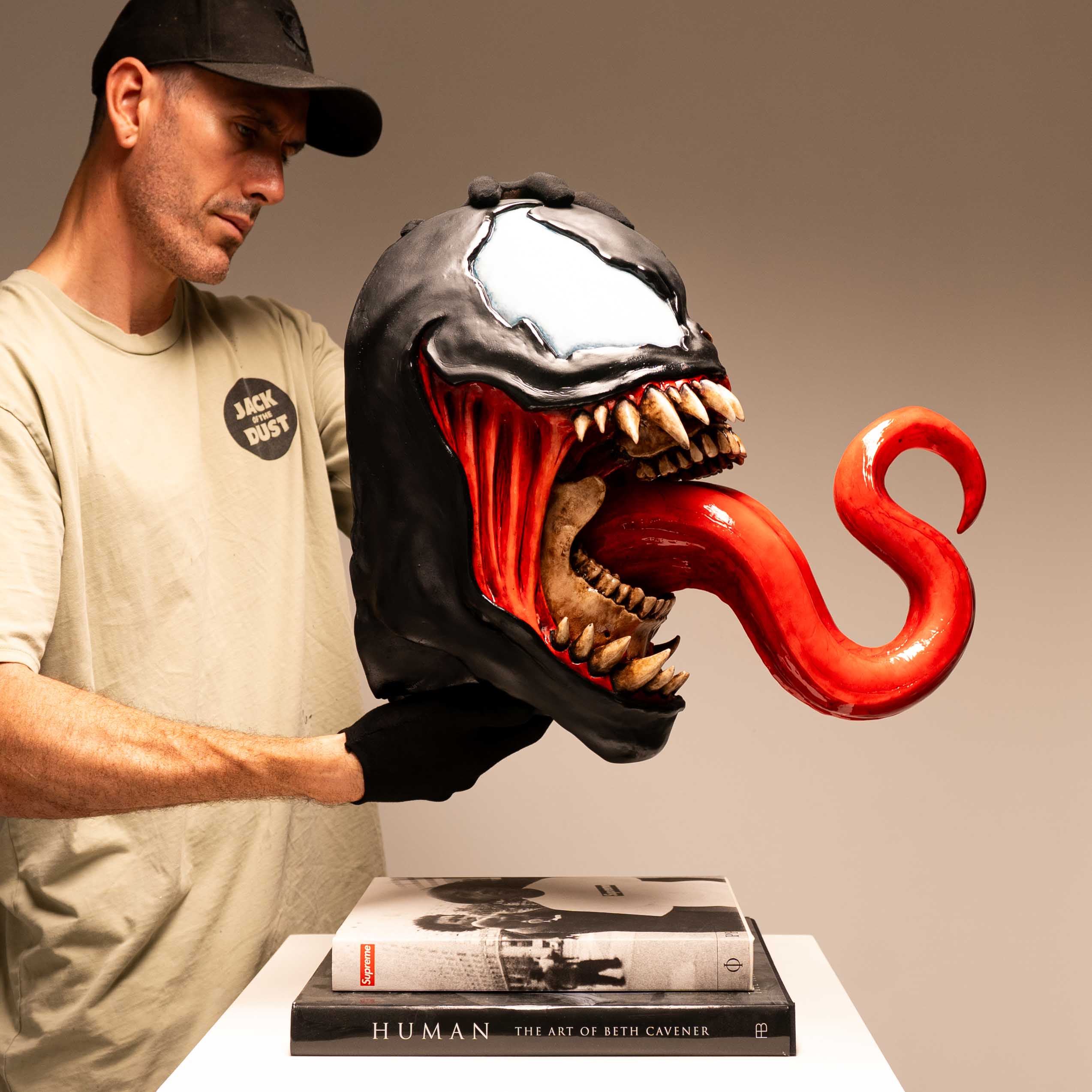 Symbiote - [SUPERSIZE] Wall mount – Jack of the Dust