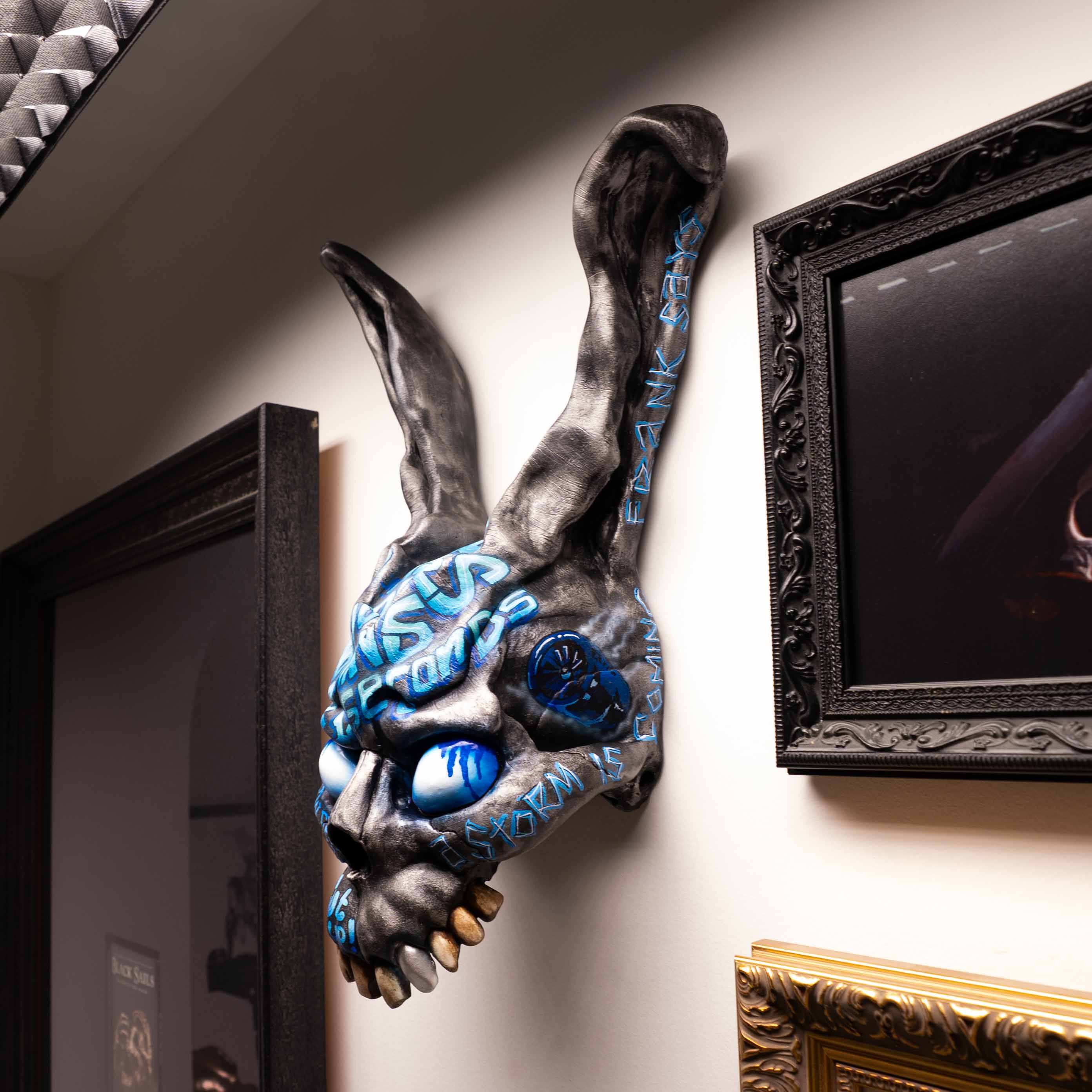 Franks Wall Mount - Donny Blue