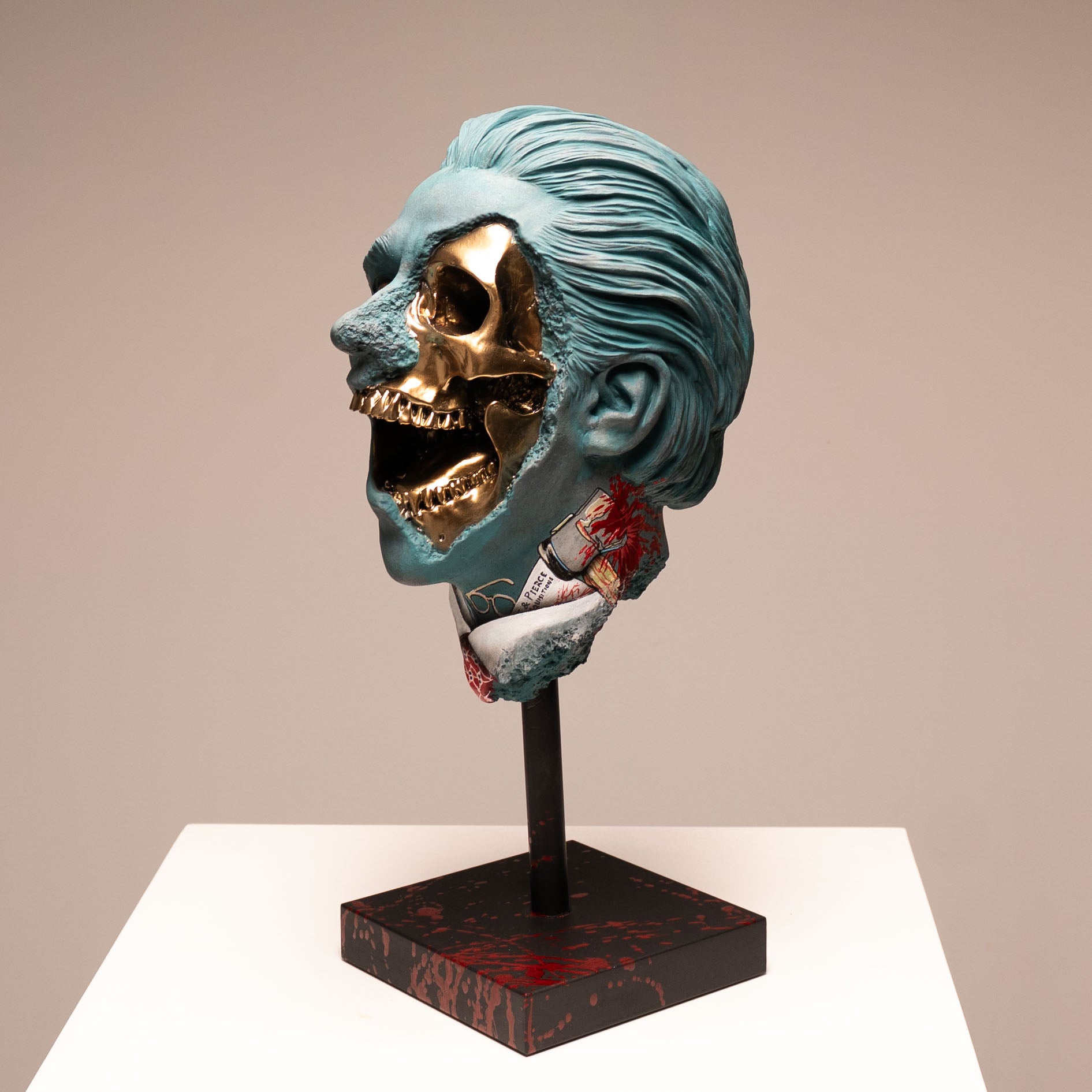 Psycho Rune Stone - Suited