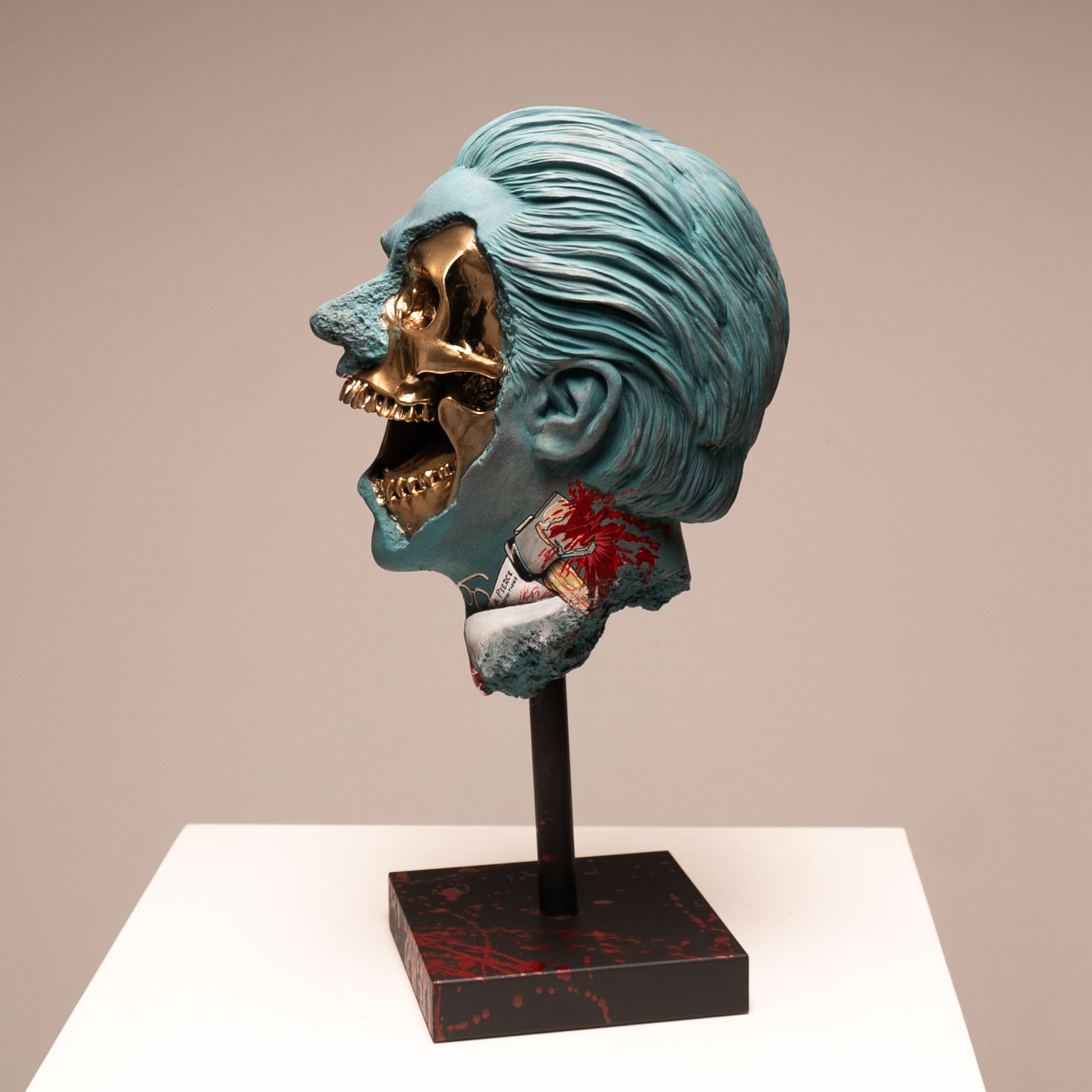 Psycho Rune Stone - Suited