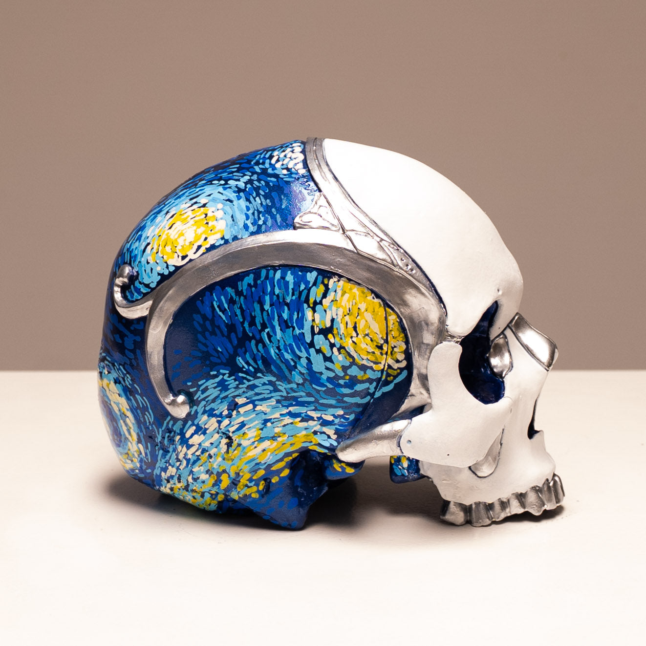 Loki skull - White Starry Night