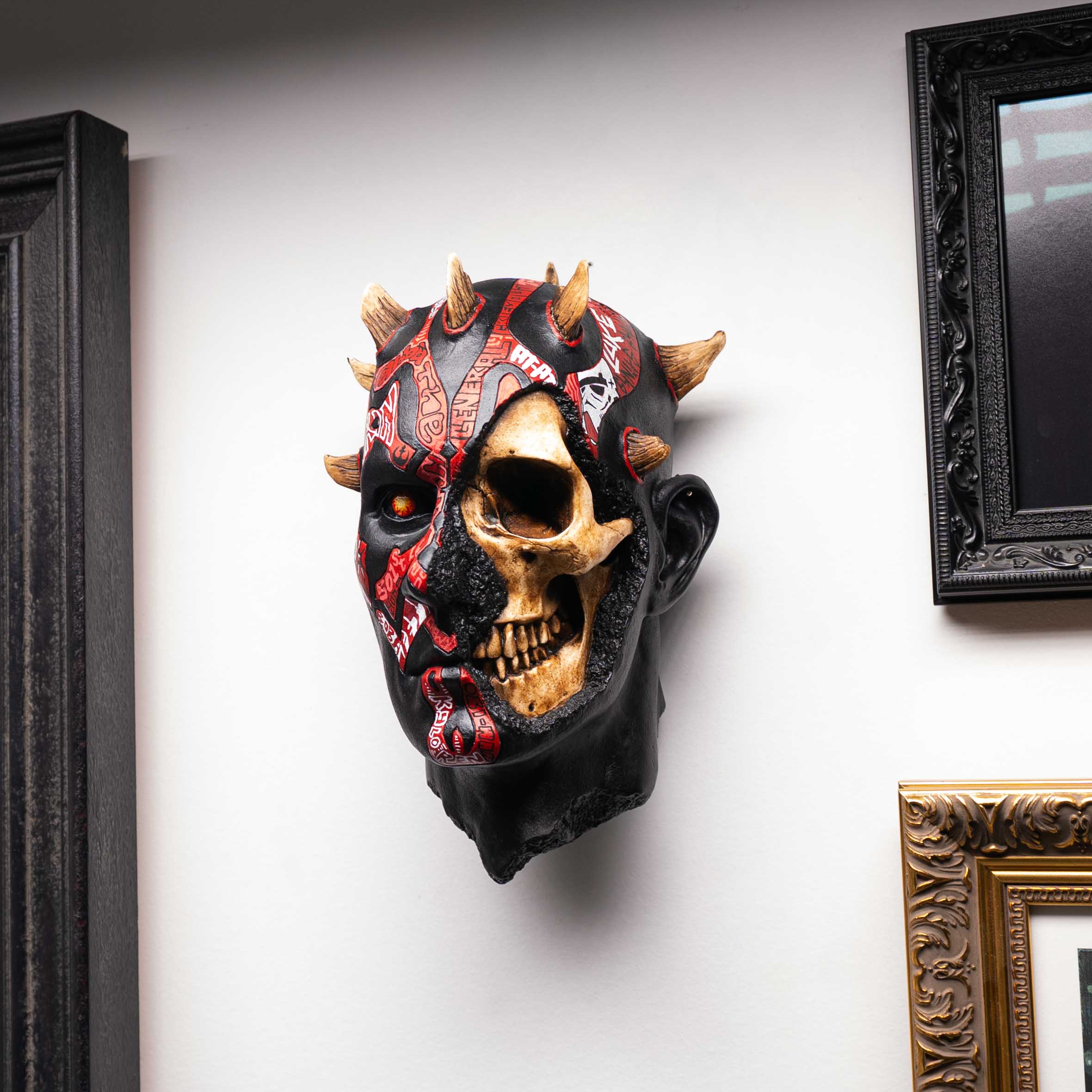 Sith Killer Wall Mount - Sabre