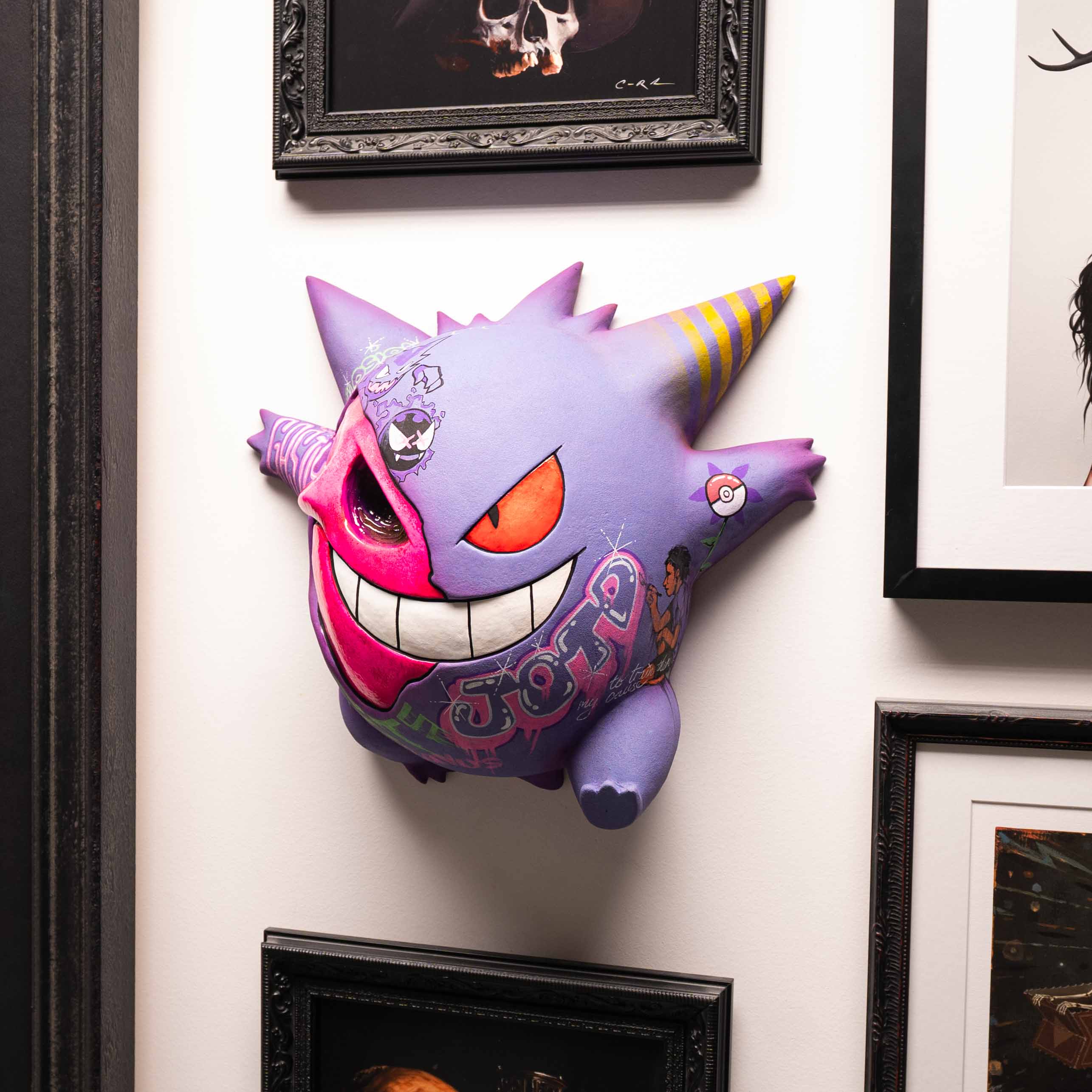 #094 Trophy Neon Icon - Ghosts