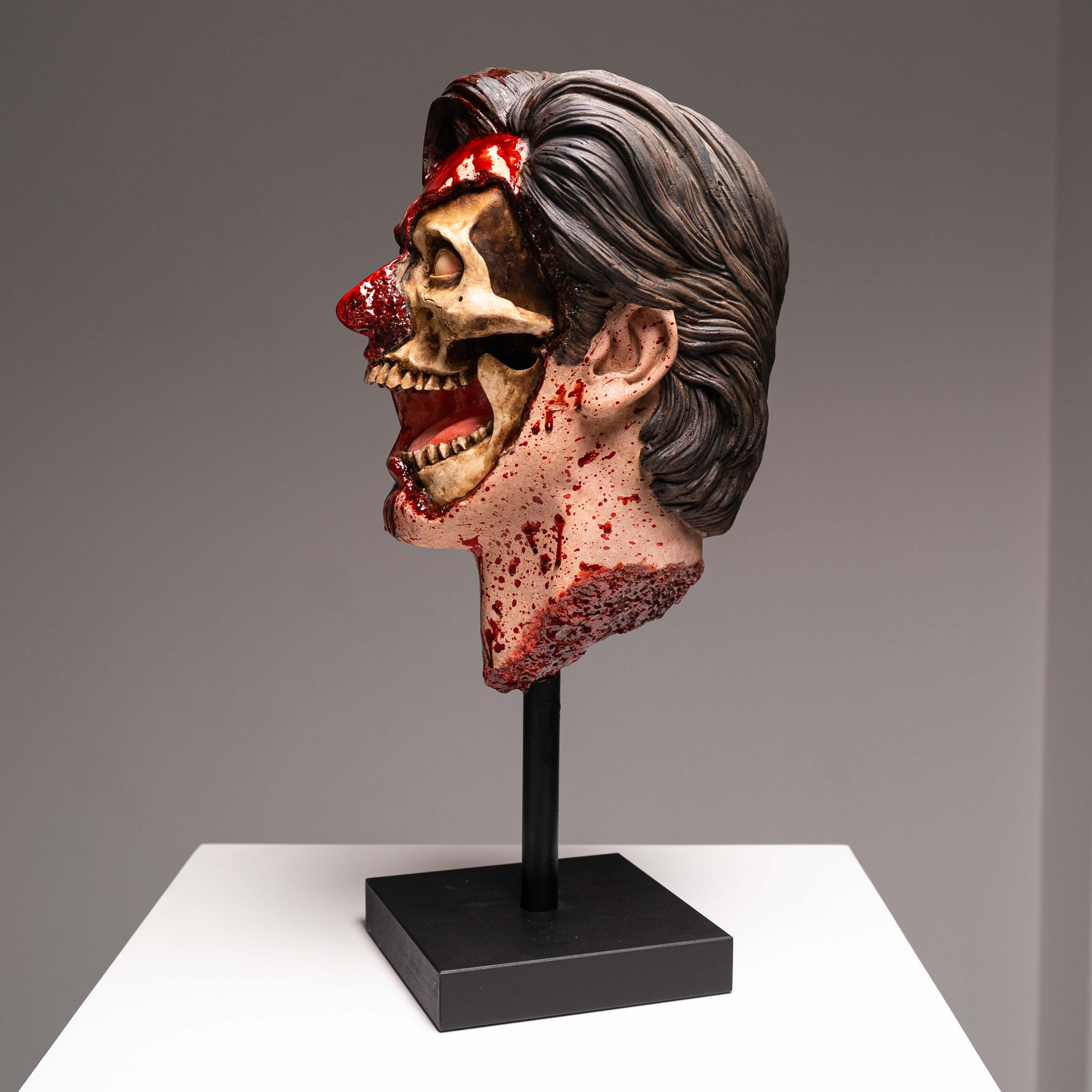 Evil Dead 2: Ash Williams - Red Mist - Gore