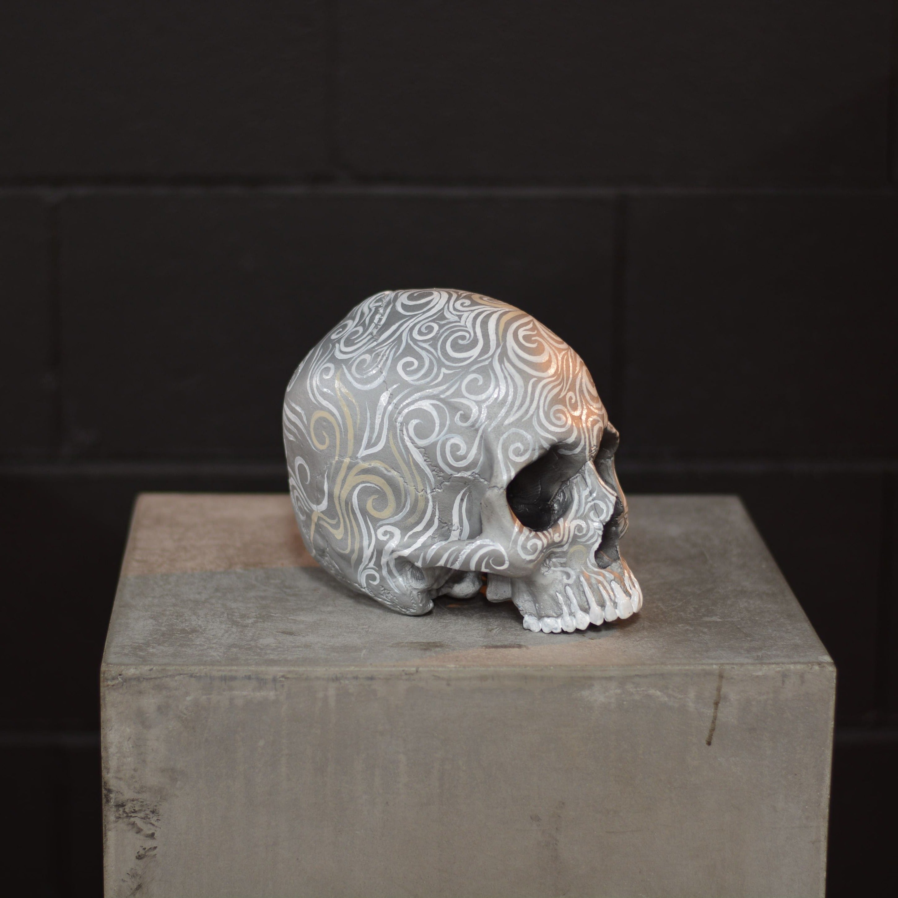 Human Skull - Swirl [EXPERIMENTAL PAINT]