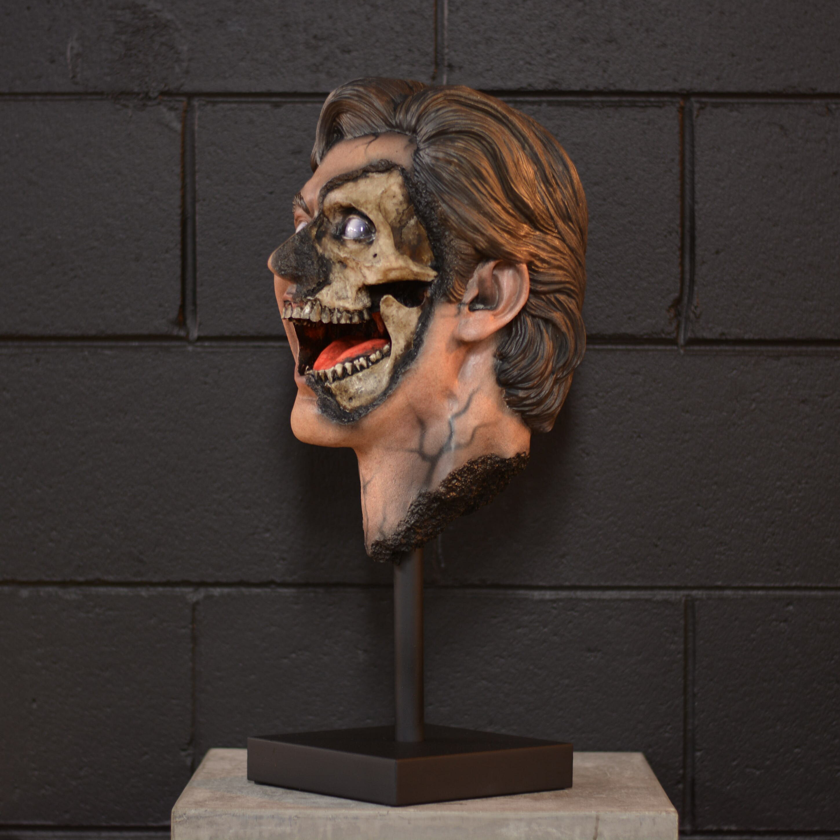 Evil Dead 2: Ash Williams - Creeping Death [SCRATCH & DENT]