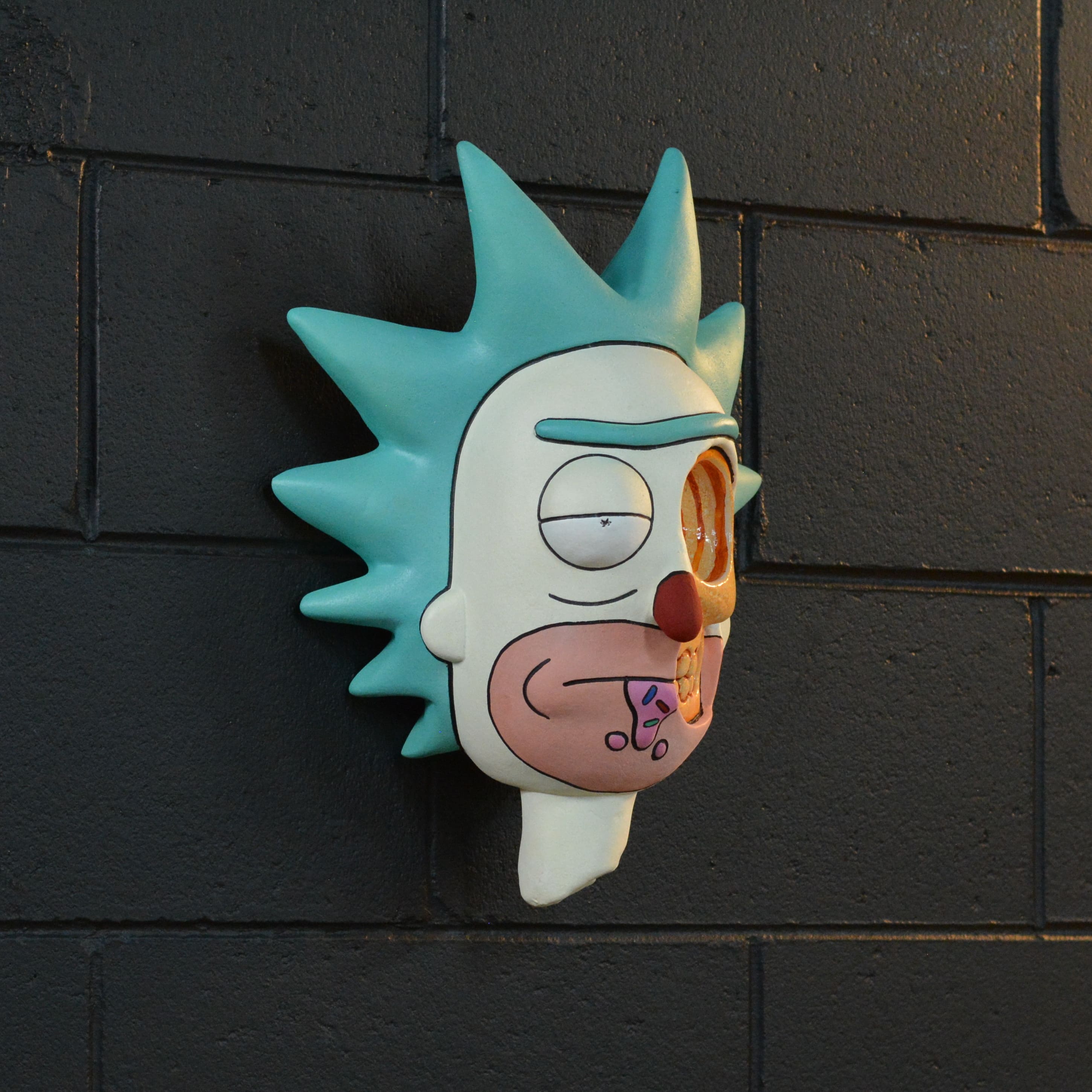 Rick C-137 Wall Mount - Krusty [EXPERIMENTAL PAINT]