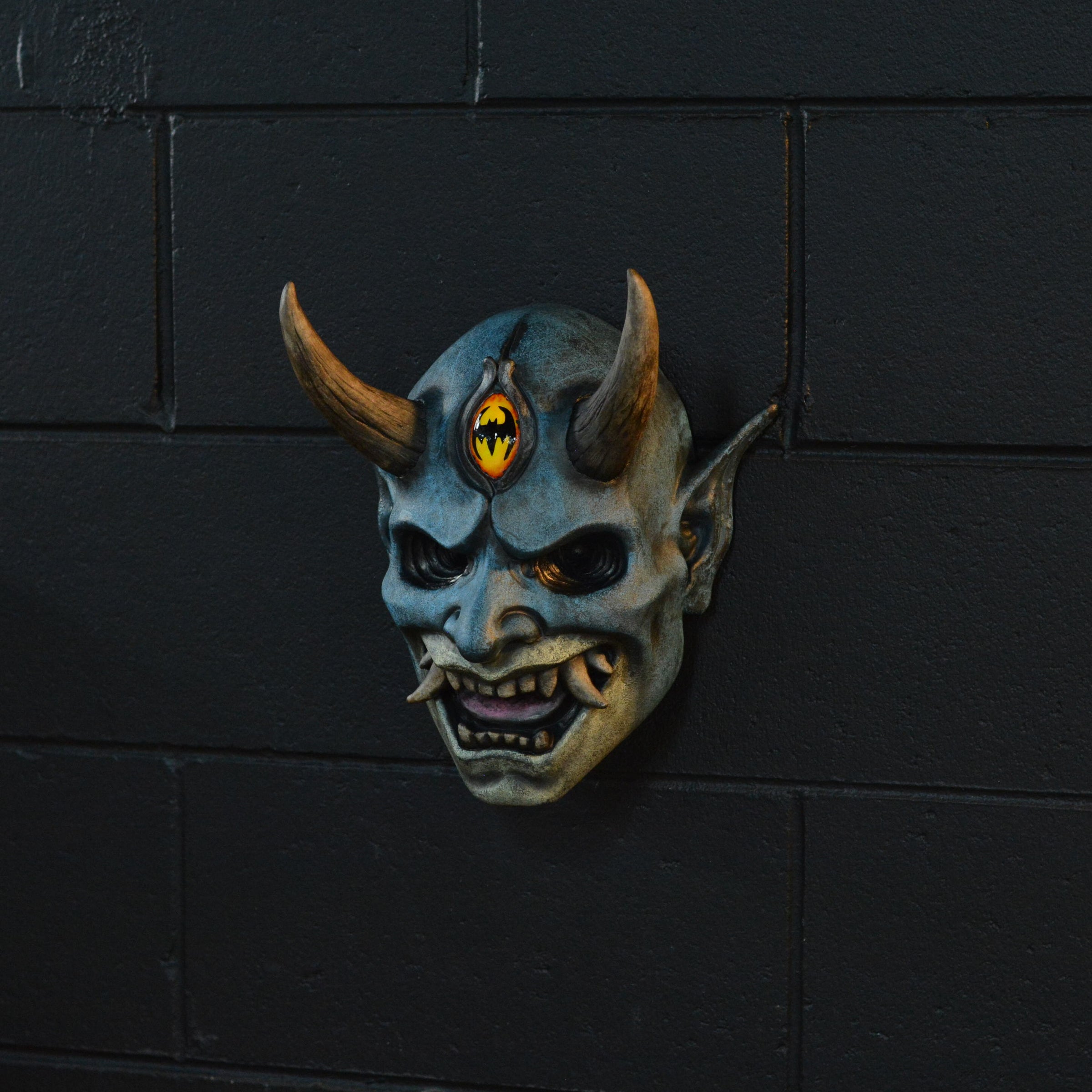 Oni - Batz [EXPERIMENTAL PAINT]