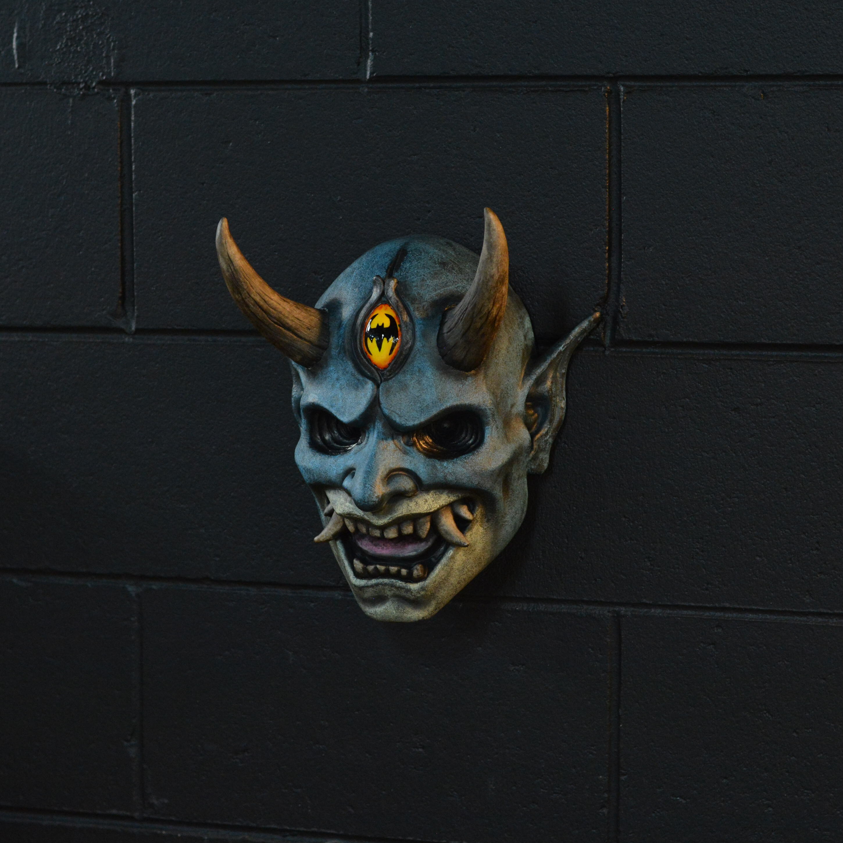 Oni - Batz [EXPERIMENTAL PAINT]