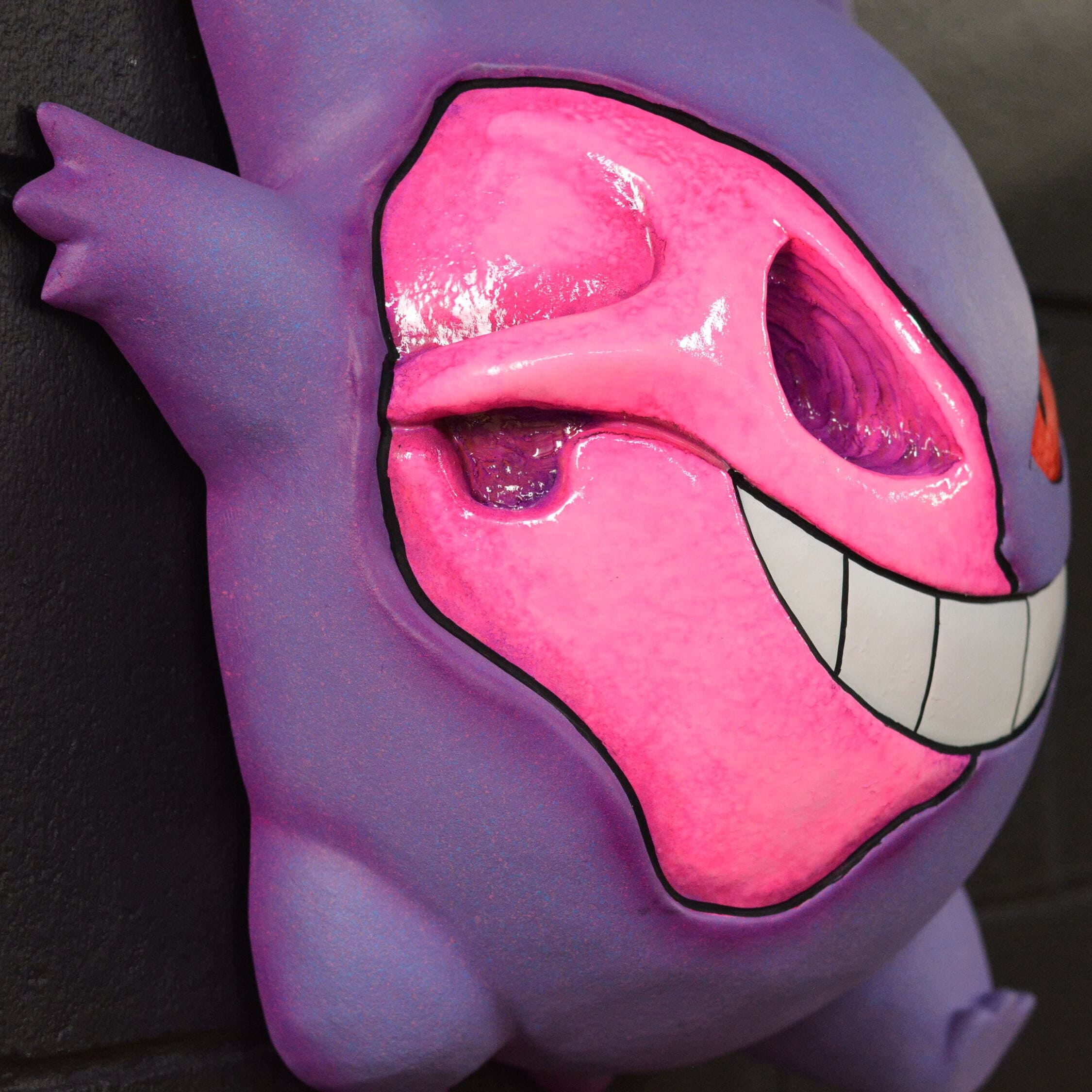 #094 - Trophy - Neon Icon [SCRATCH & DENT] (1)