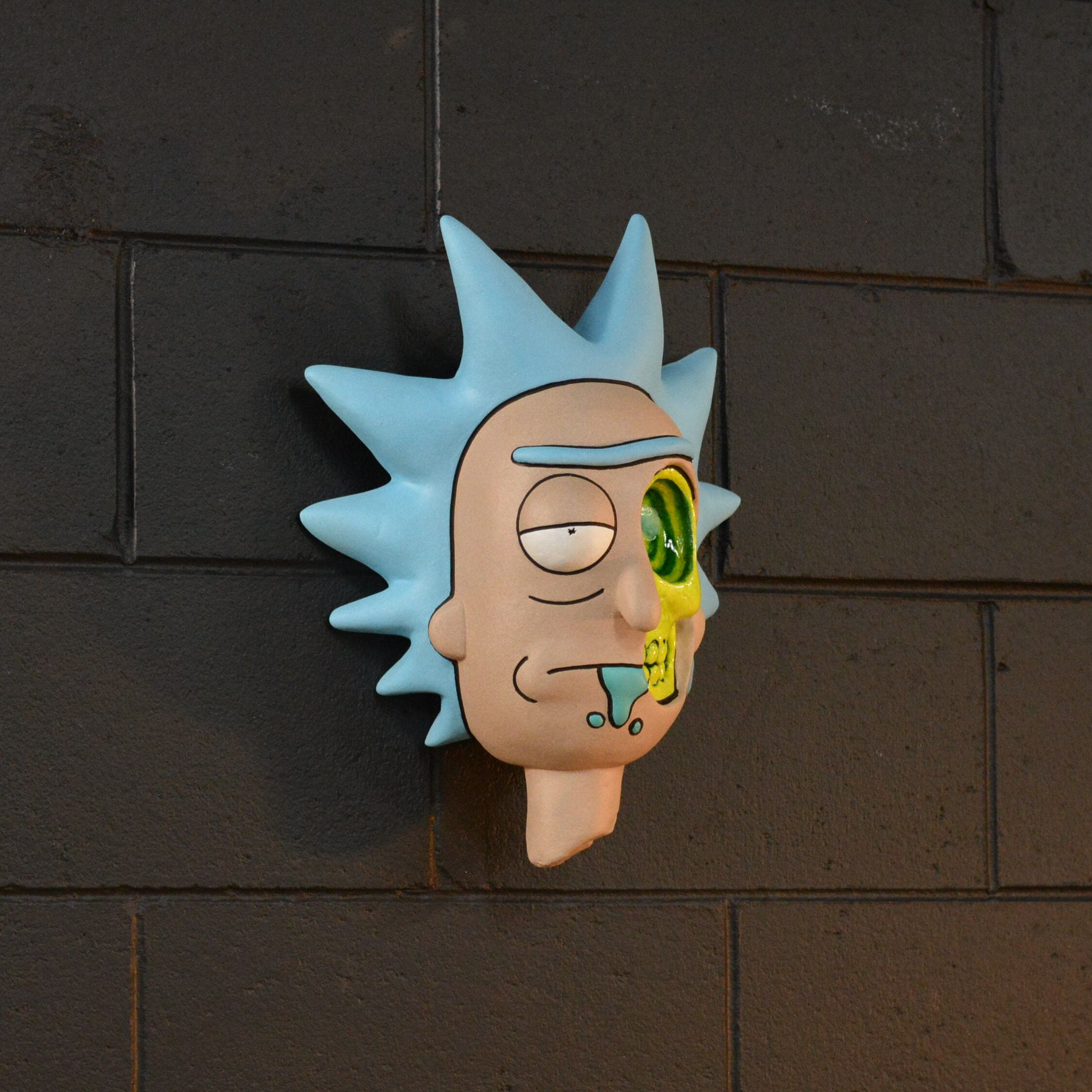 Rick C-137 Wall Mount [SCRATCH & DENT] (1)