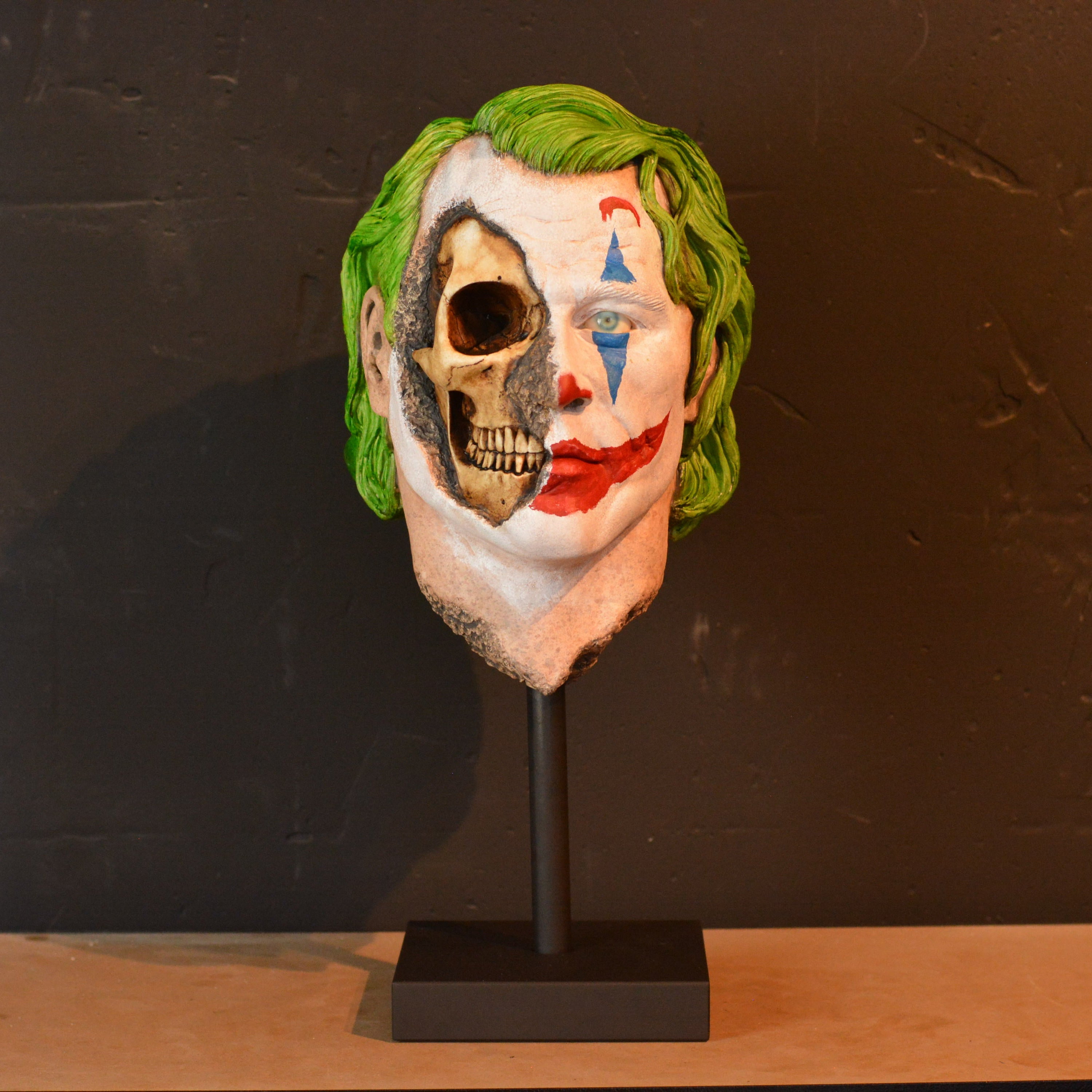 Mr J - Smile (SCRATCH & DENT) [1]