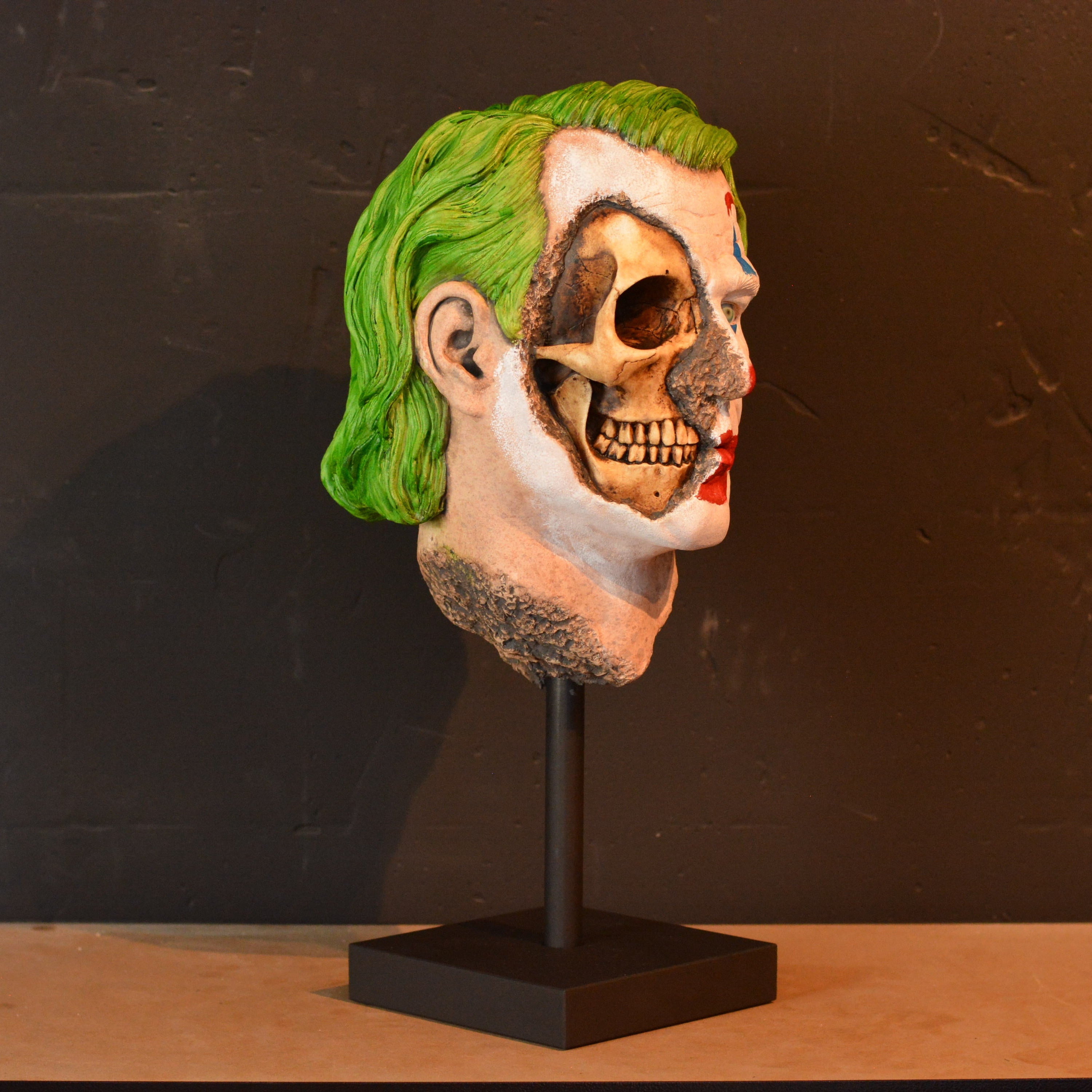 Mr J - Smile (SCRATCH & DENT) [1]