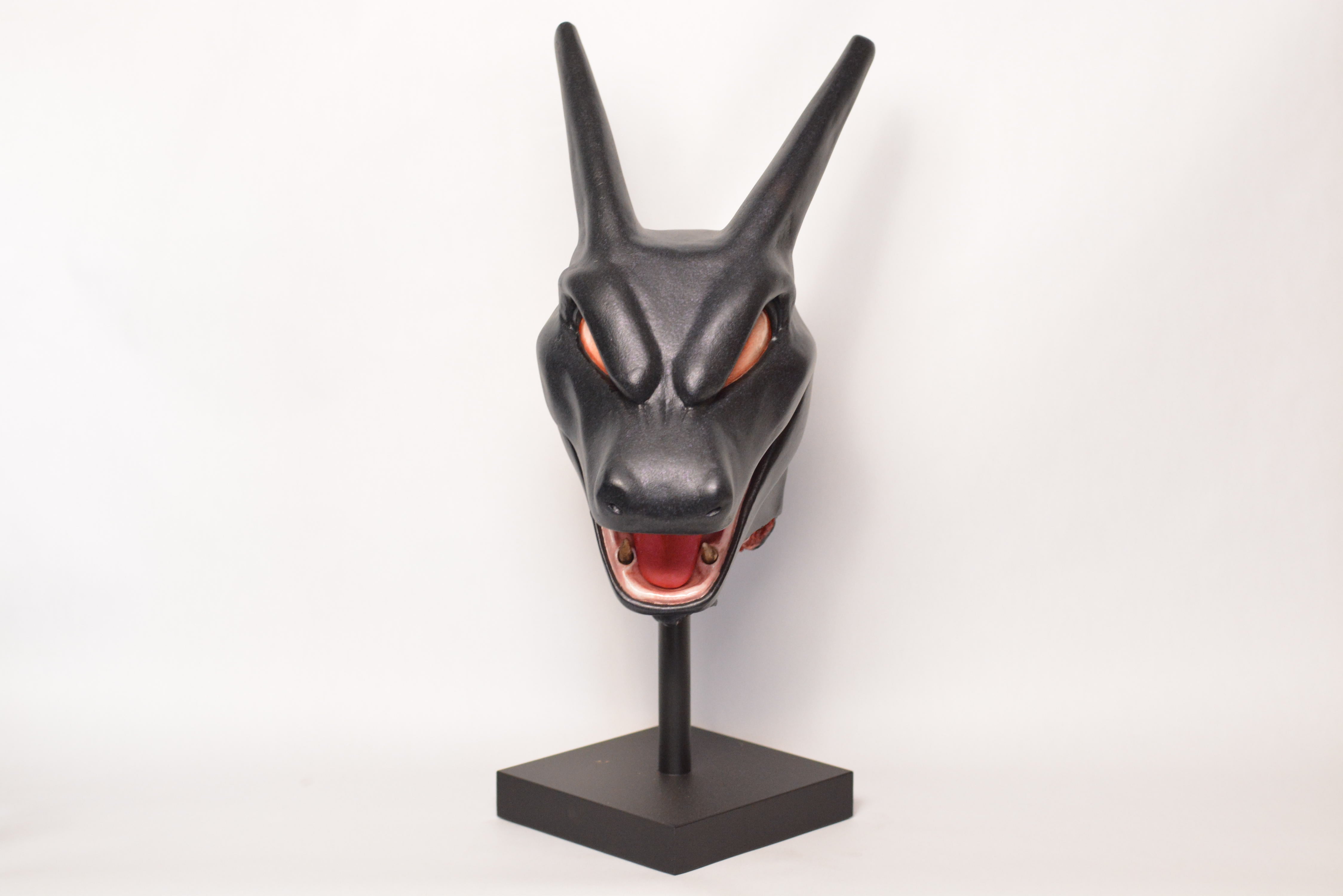 #006 Trophy - Shiny (EXPERIMENTAL PAINT) (1)