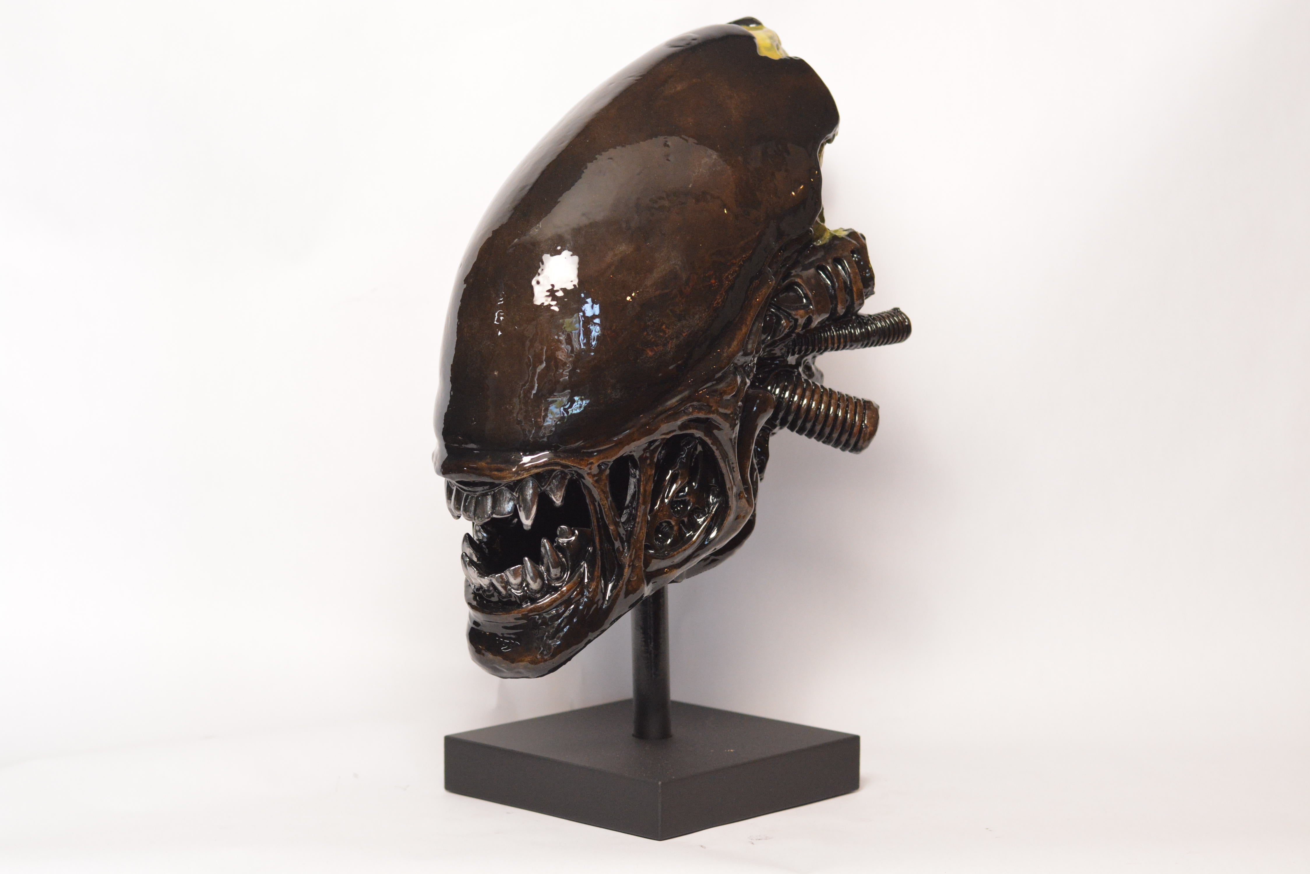 Xeno Trophy (SCRATCH & DENT) [1]