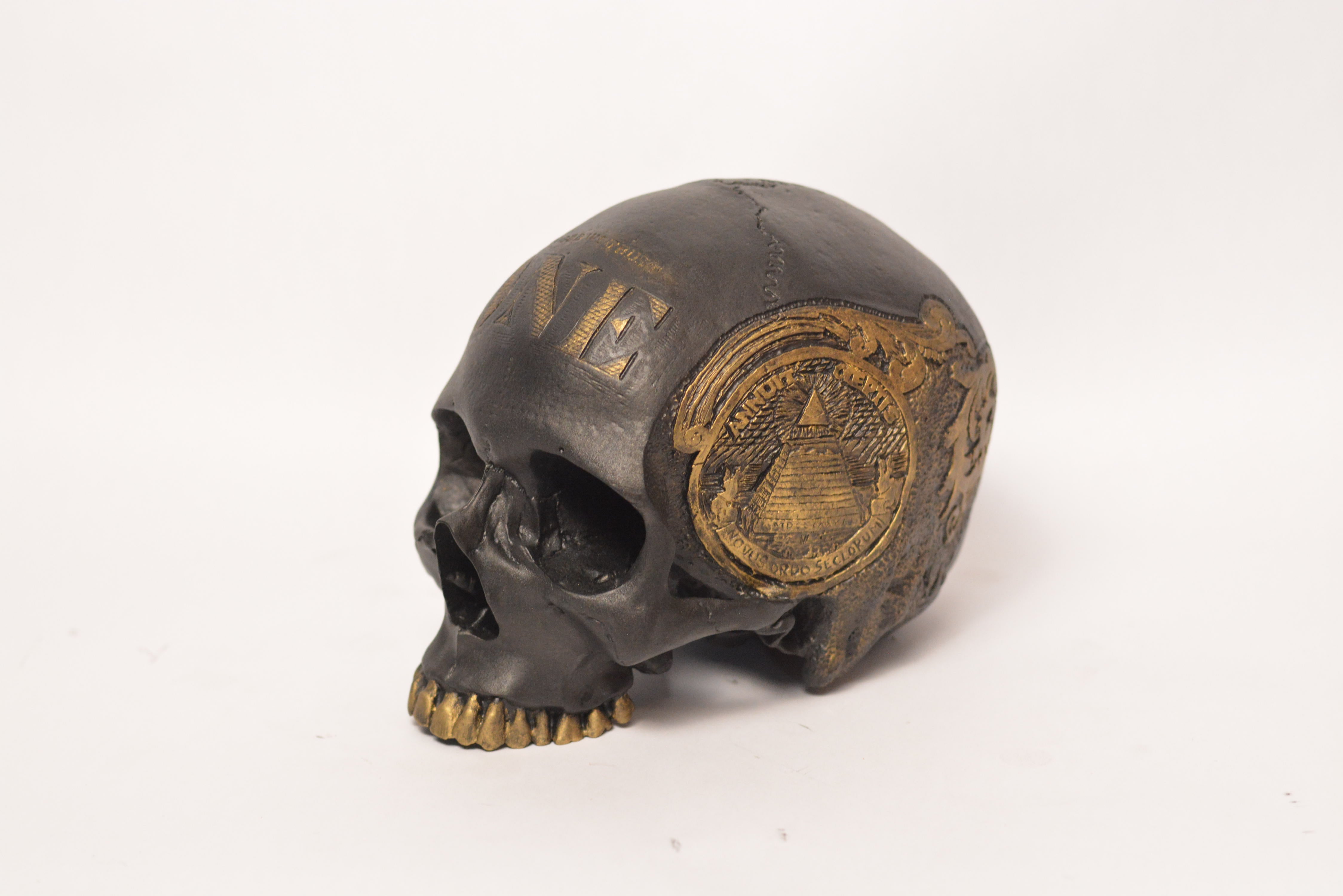 Dead Presidents Skull - Gold (SCRATCH & DENT) (1)
