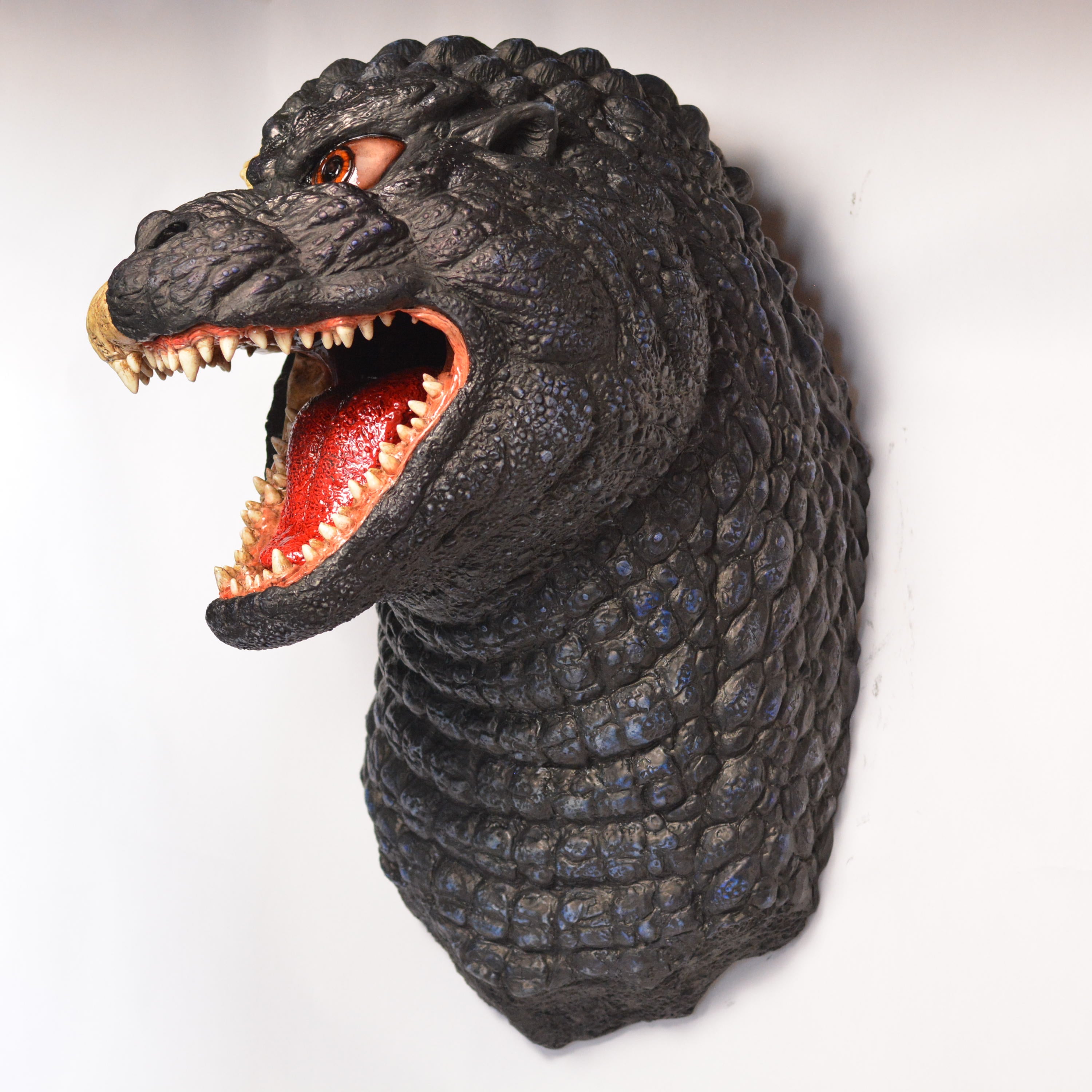 Kaiju [SCRATCH & DENT] (1)