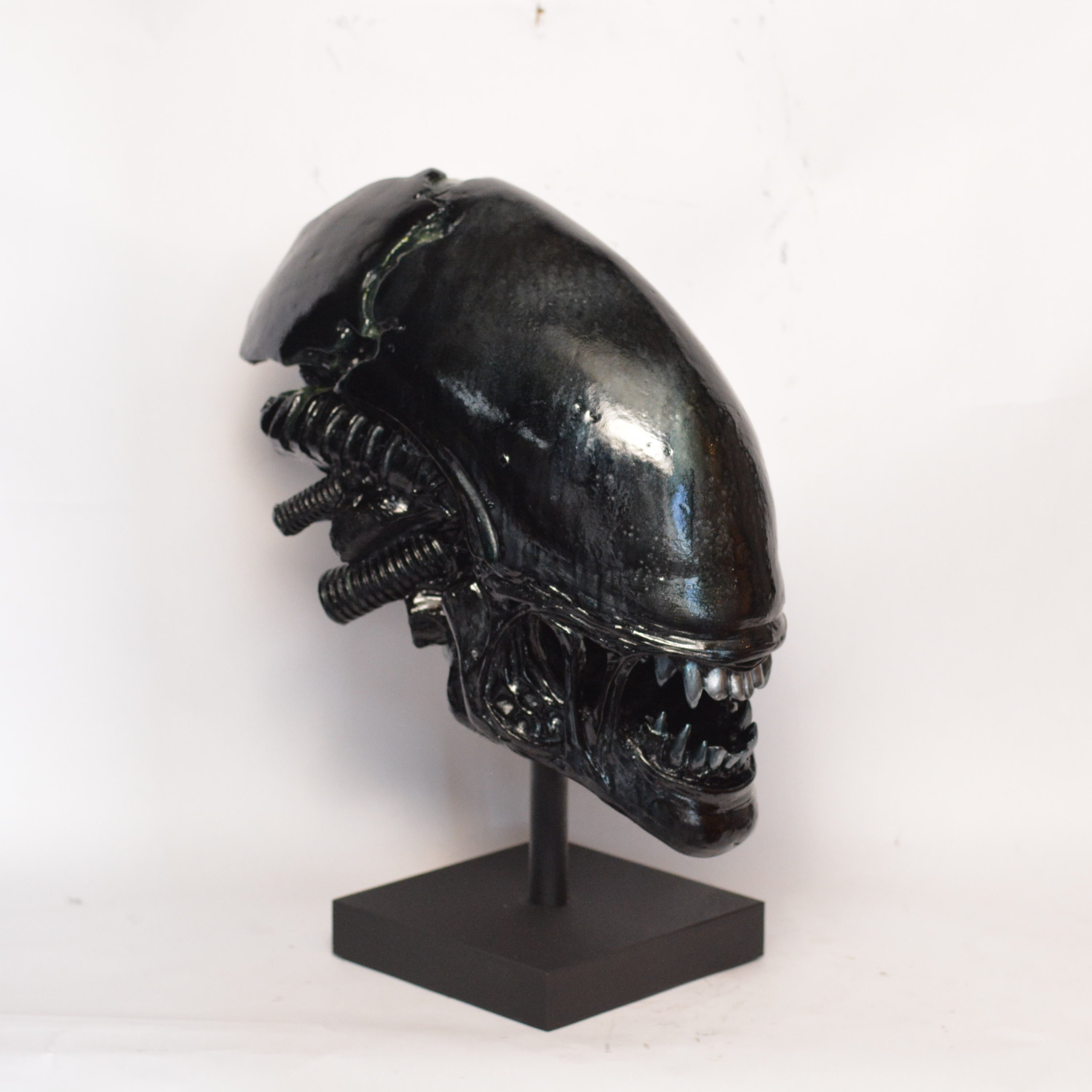 Xeno Trophy - Deacon (EXPERIMENTAL PAINT)