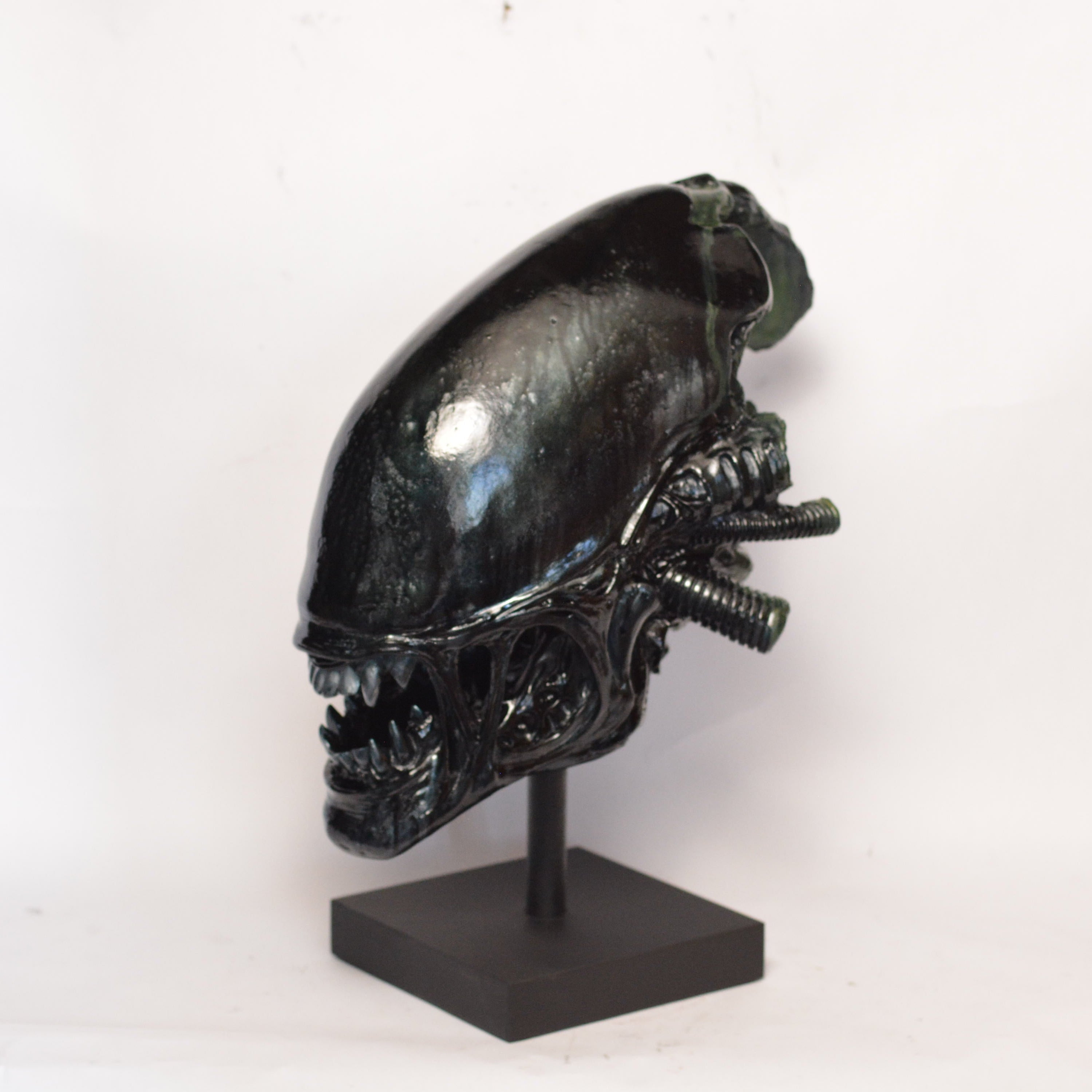 Xeno Trophy - Deacon (EXPERIMENTAL PAINT)