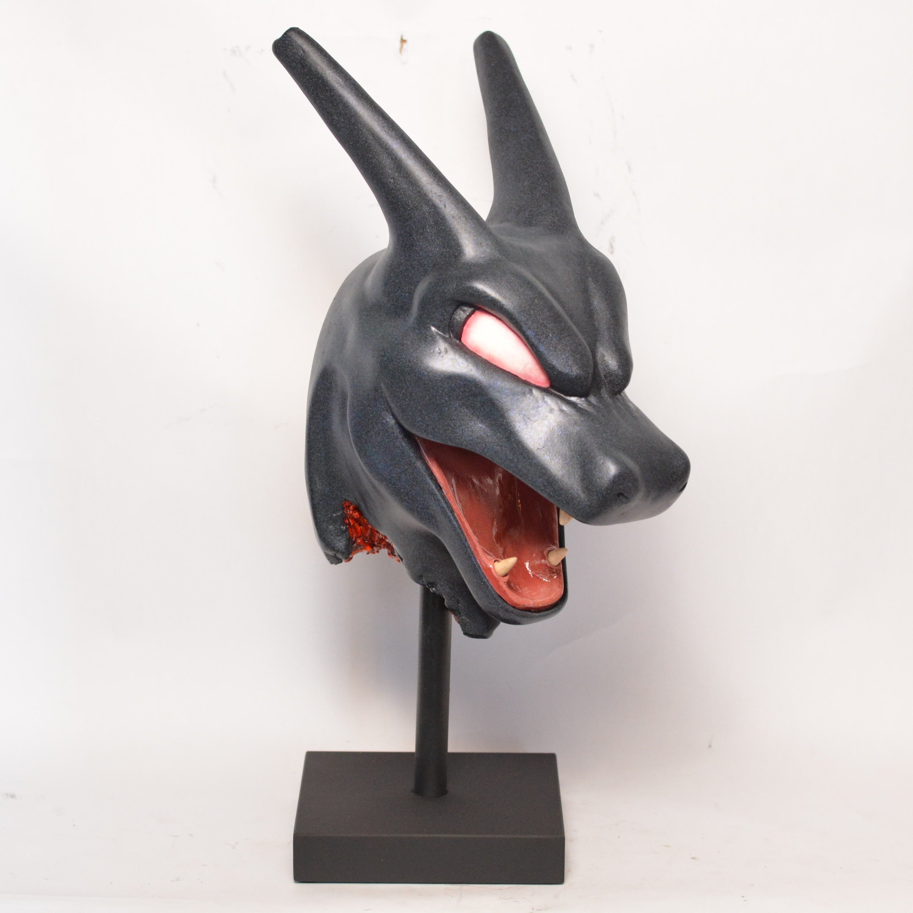 #006 Trophy - Shiny (SCRATCH & DENT) (2)