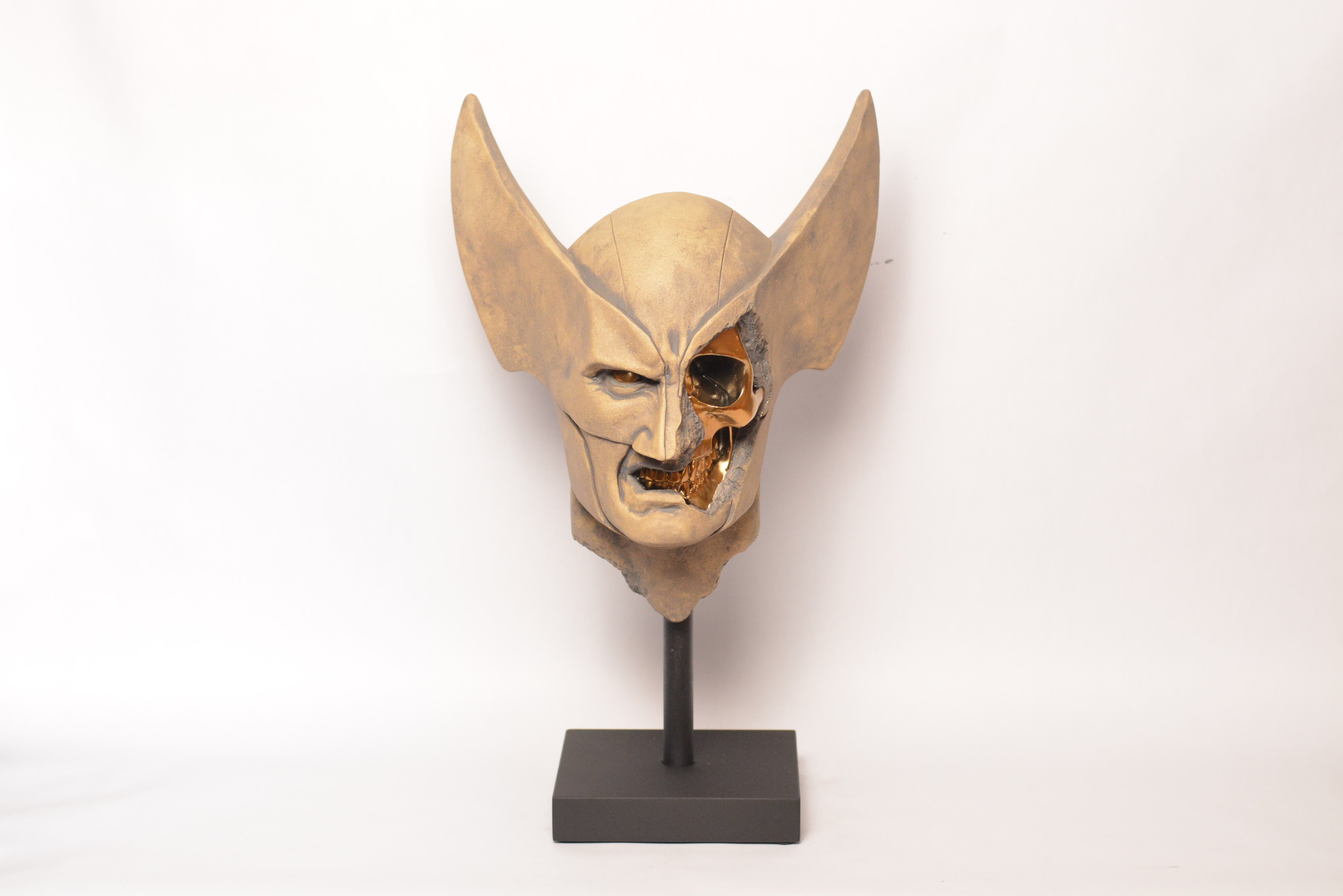 Wolverine - Sandstone (SCRATCH & DENT)