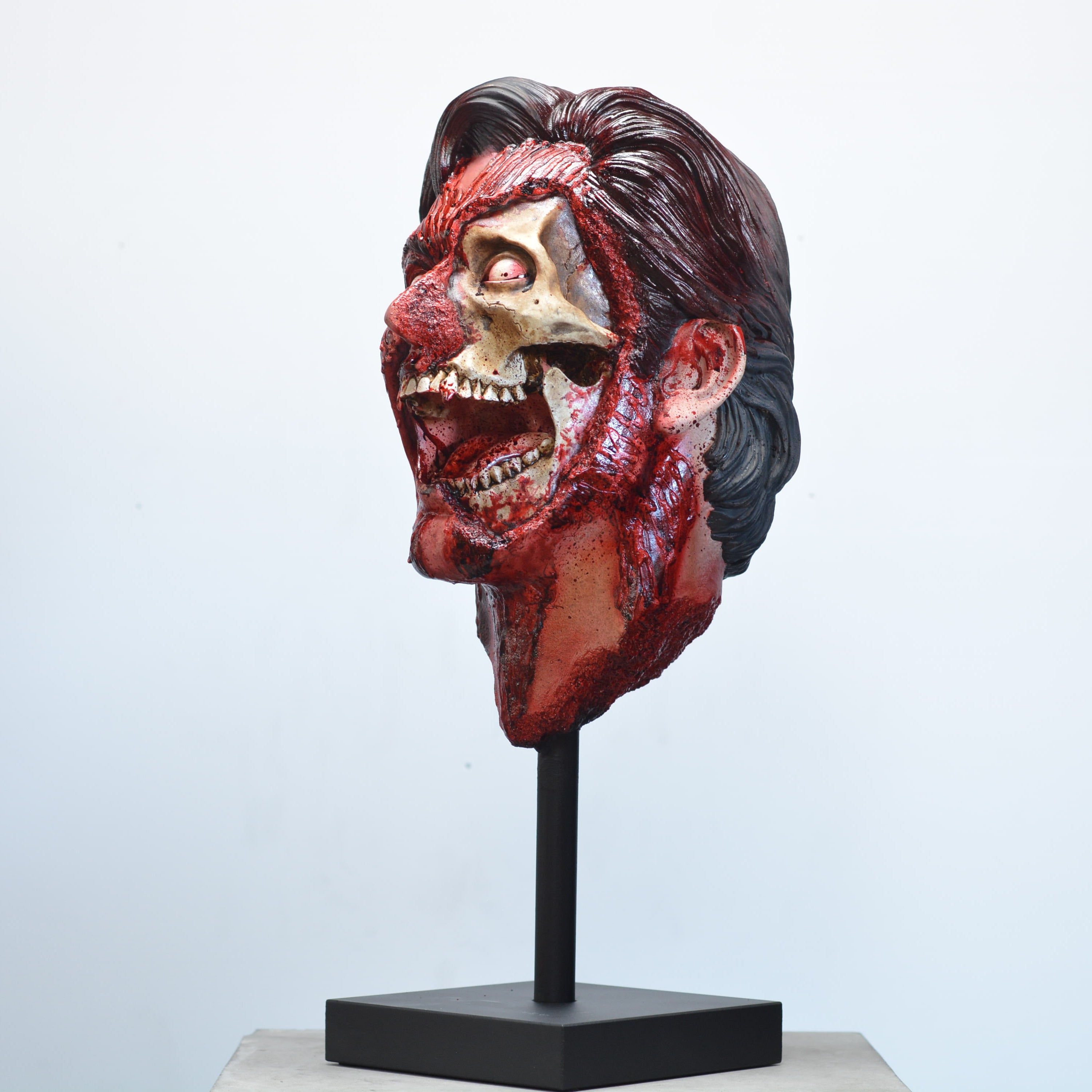 Evil Dead 2: Ash Williams - Shedding Skin (Experimental Paint) (S&D)