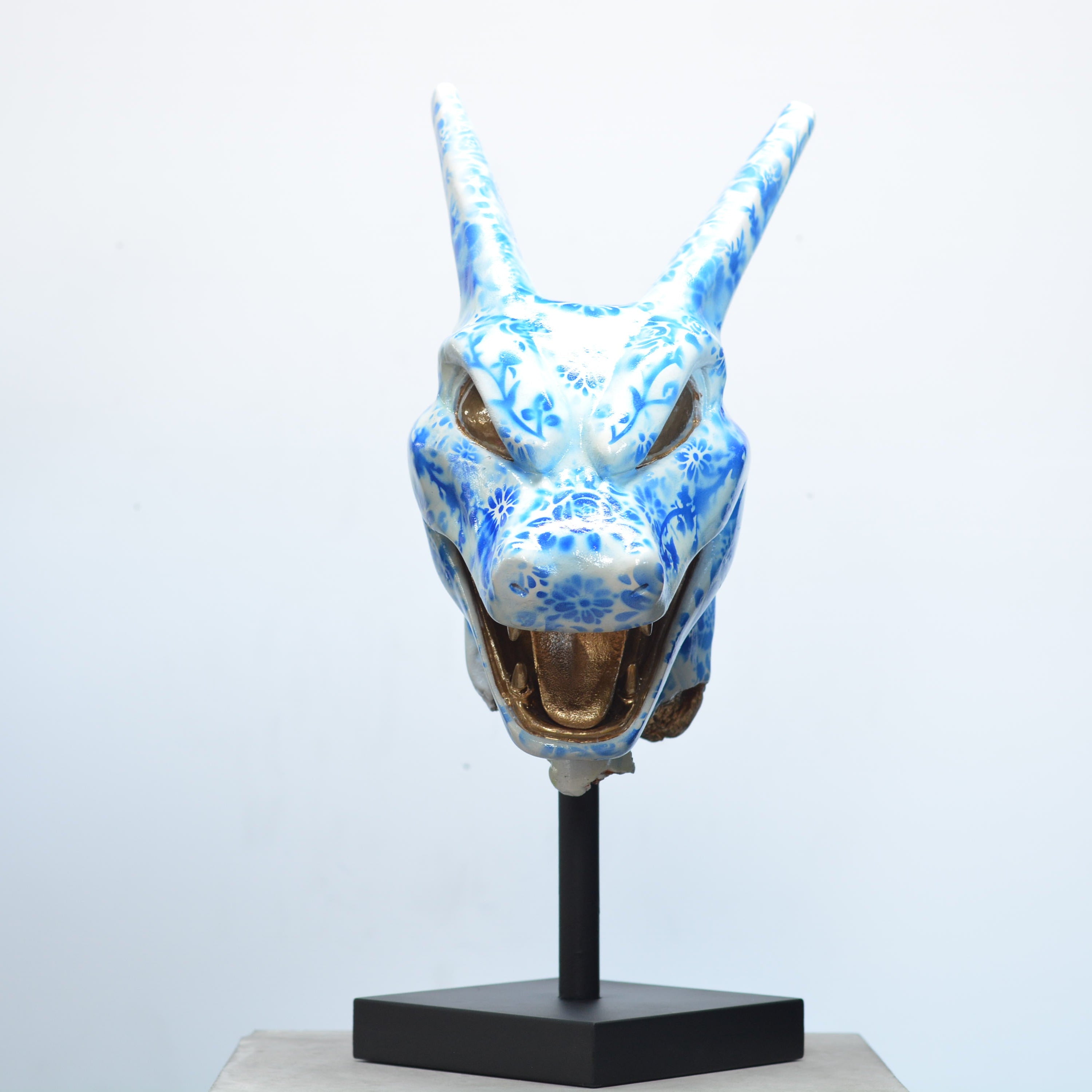 #006 Trophy - Little China (Experimental Paint)