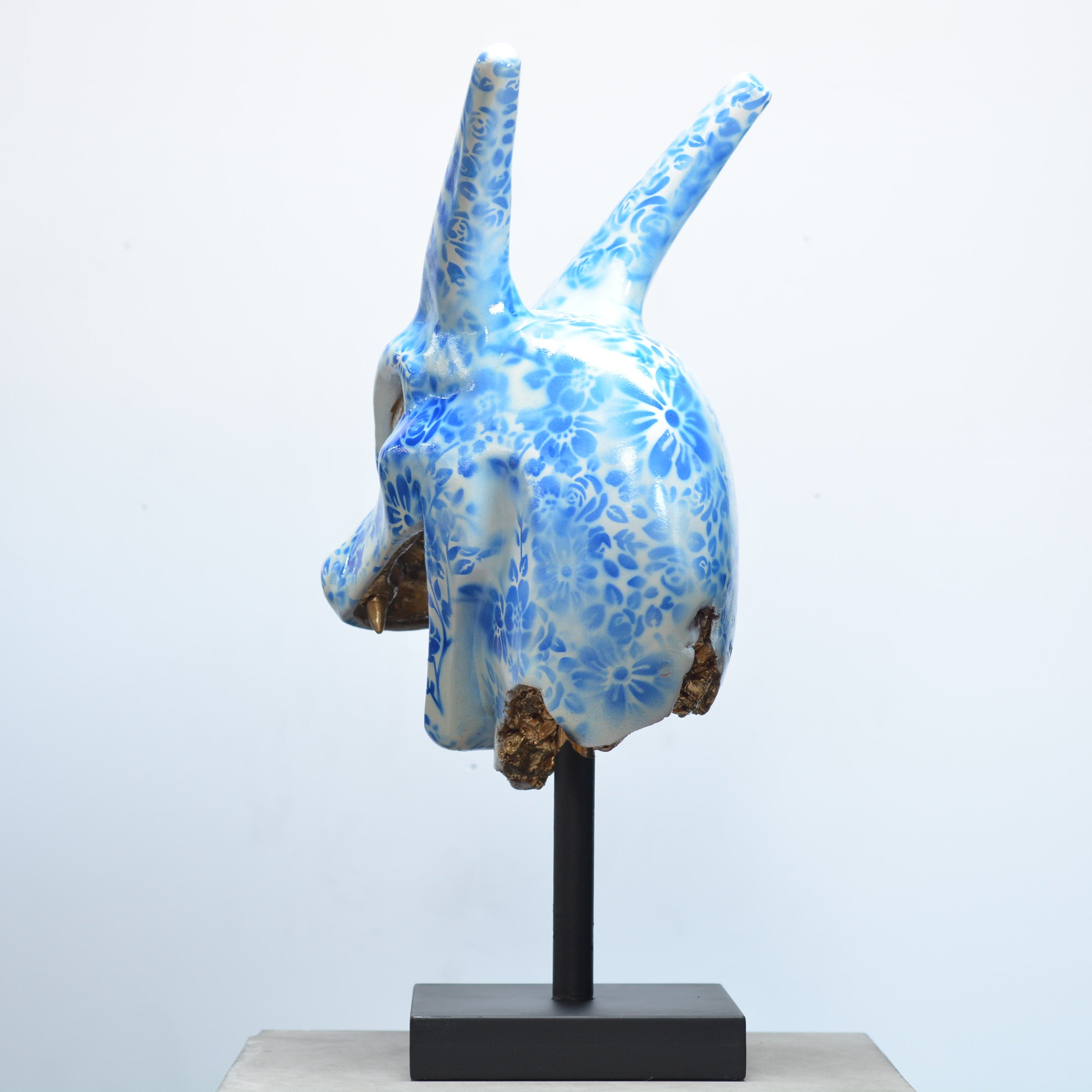 #006 Trophy - Little China (Experimental Paint)
