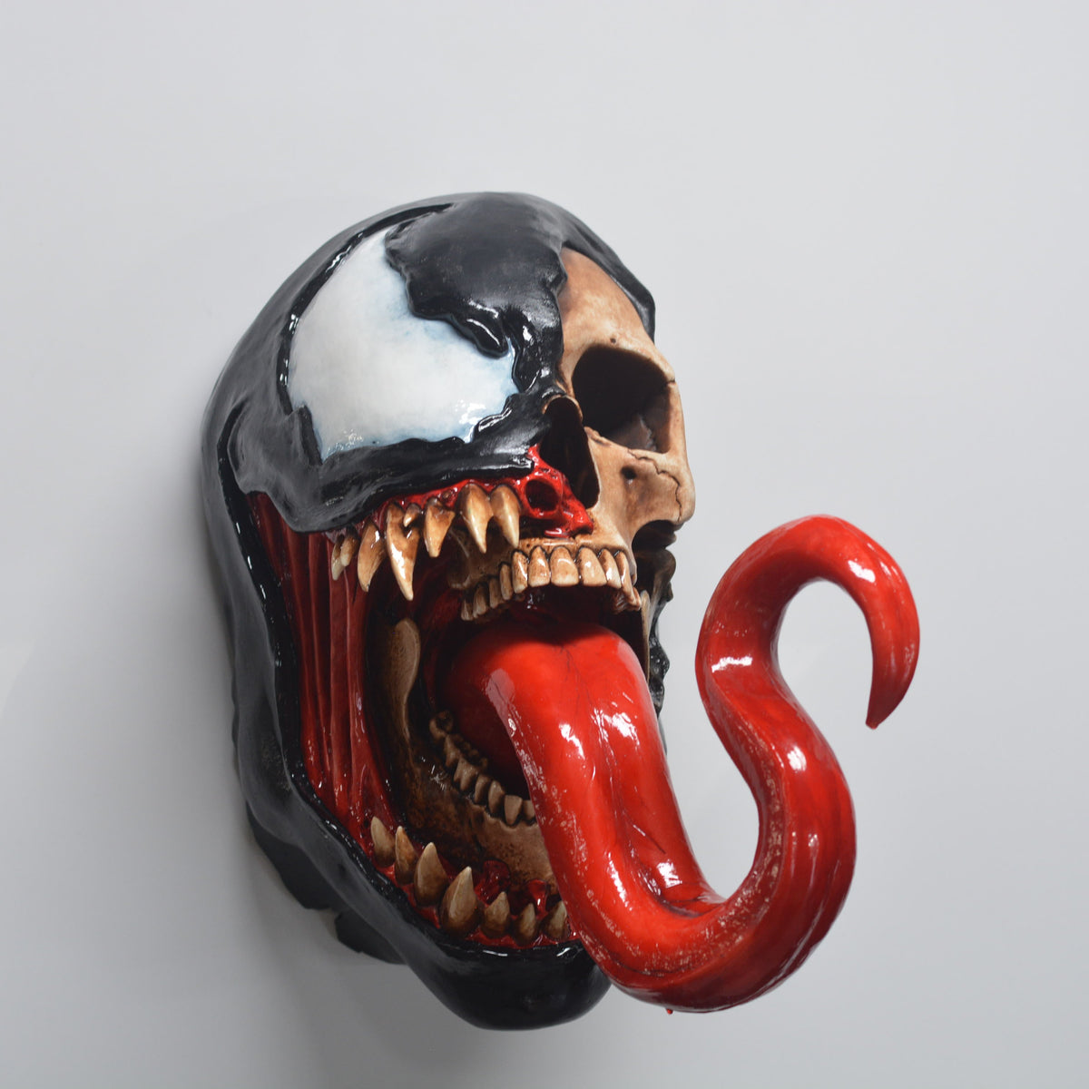 Symbiote - [SUPERSIZE] Wall mount [SCRATCH & DENT] (3)